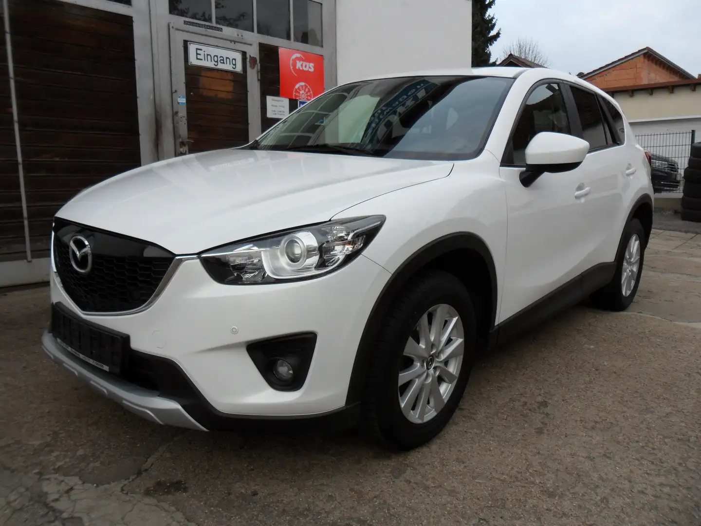 Mazda CX-5 CX-5 Diesel 2.2 SKYACTIV-D Center-Line Weiß - 2