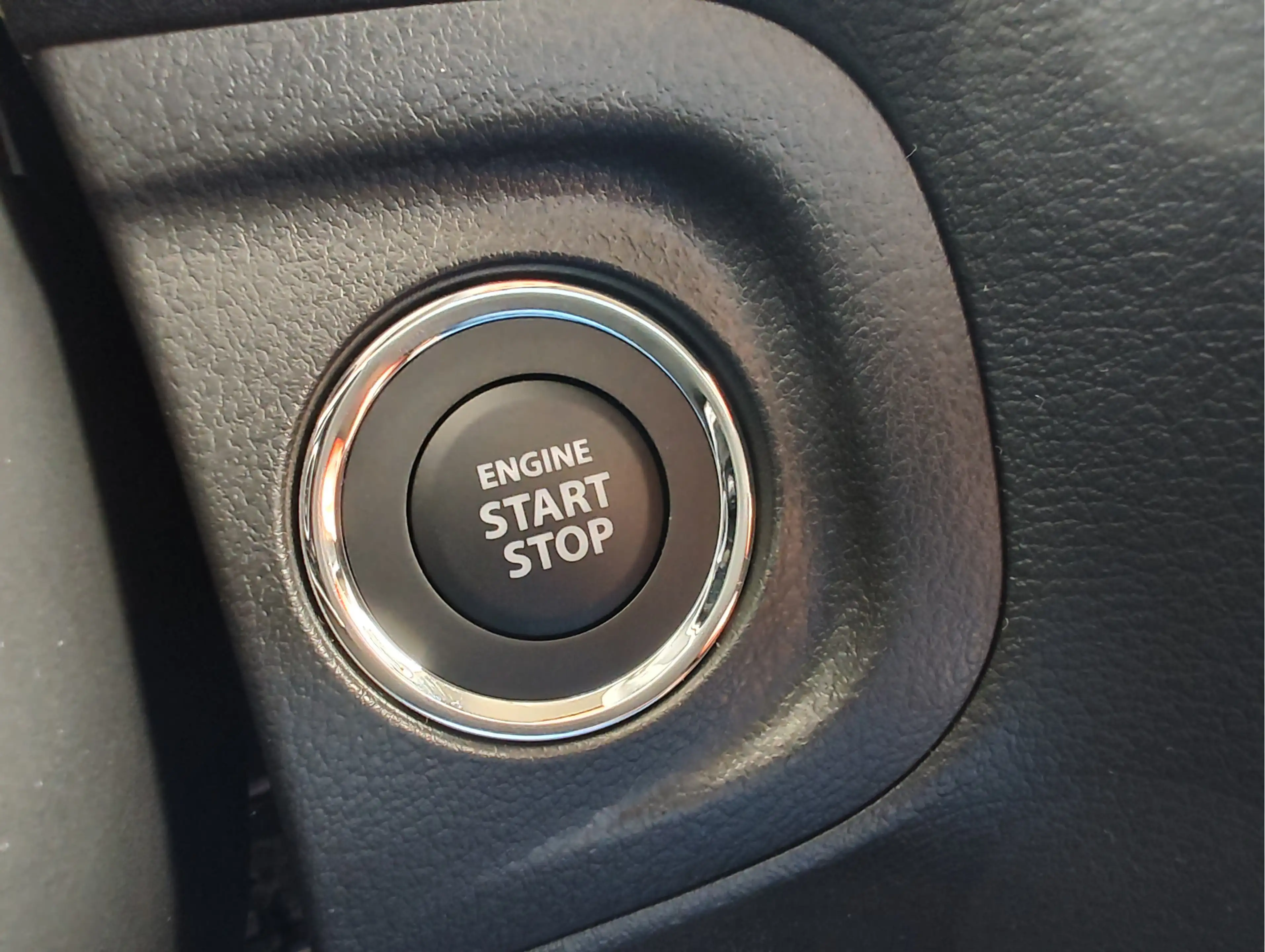 Suzuki Vitara 1.4 BOOSTERJET SMART HYBRID SPECIAL EDITION | DEMO — photo 23