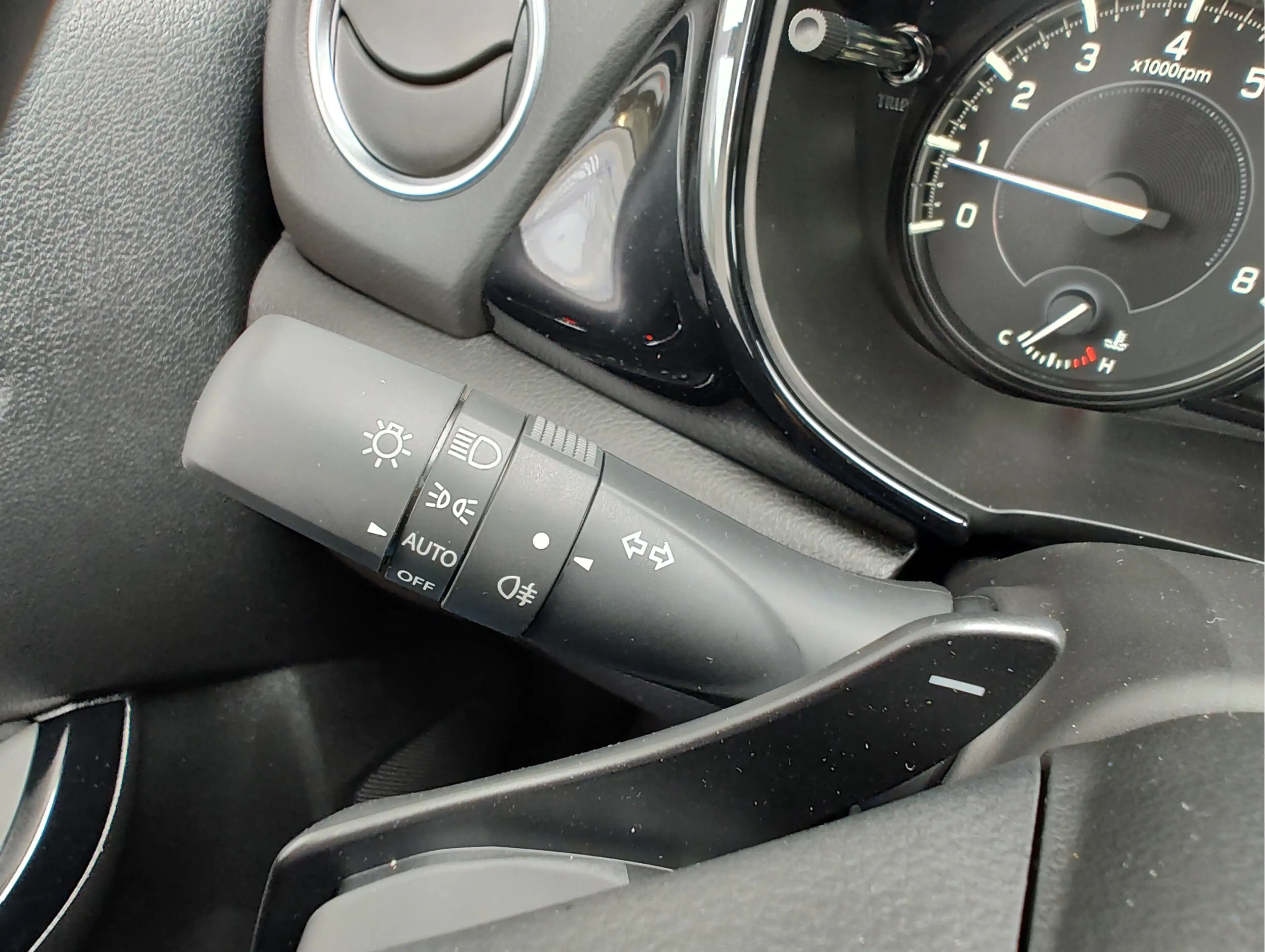 Suzuki Vitara 1.4 BOOSTERJET SMART HYBRID SPECIAL EDITION | DEMO — photo 26