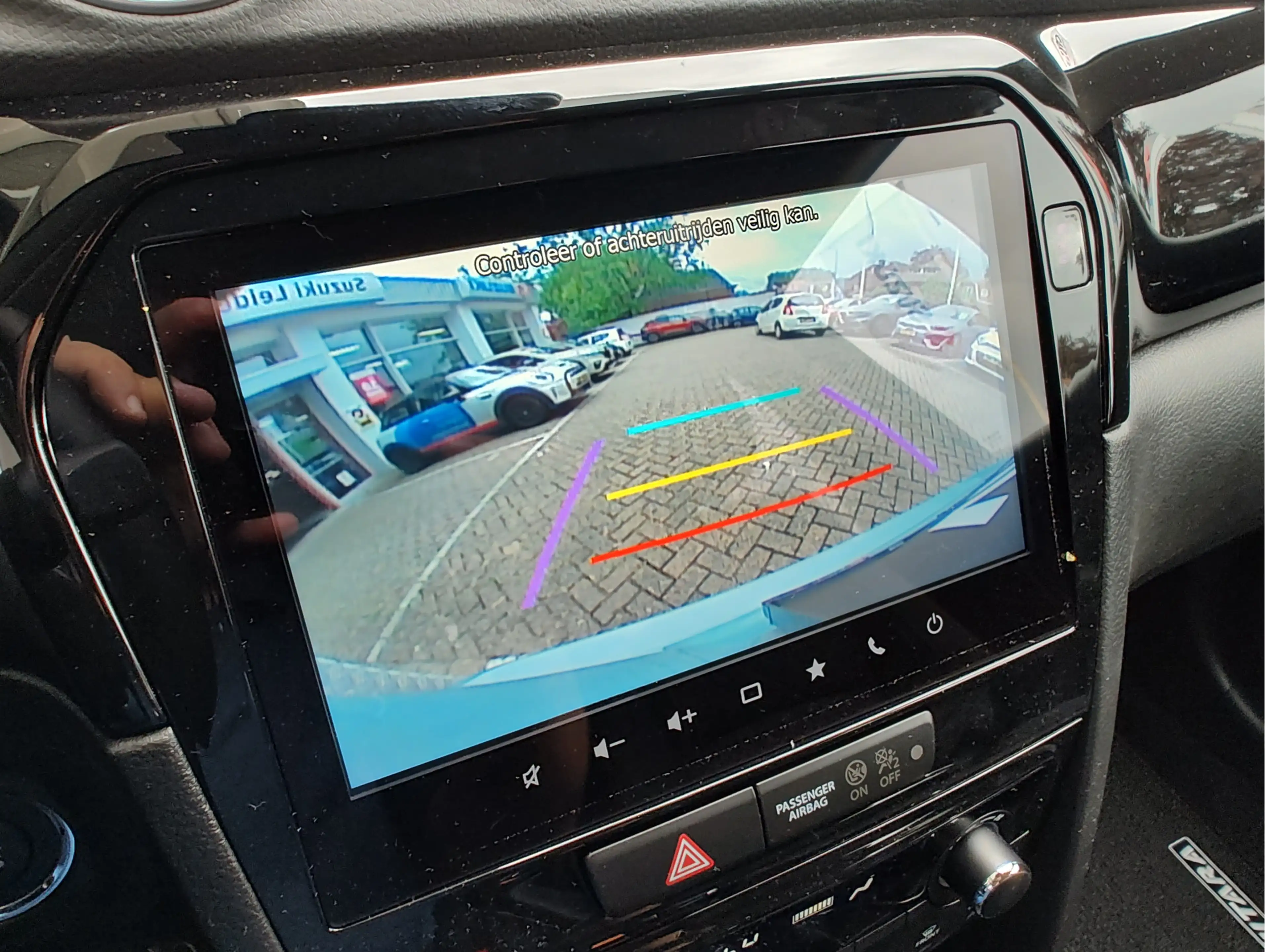 Suzuki Vitara 1.4 BOOSTERJET SMART HYBRID SPECIAL EDITION | DEMO — photo 28