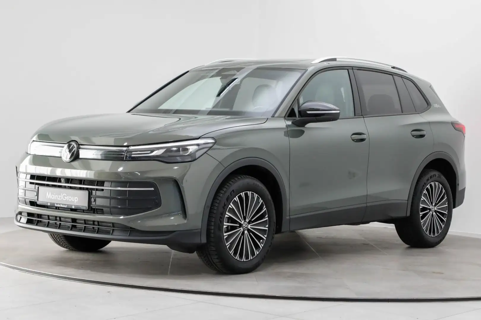 Volkswagen Tiguan 2.0 TDI 4M DSG Goal AHK 360° Pano Navi Grün - 2