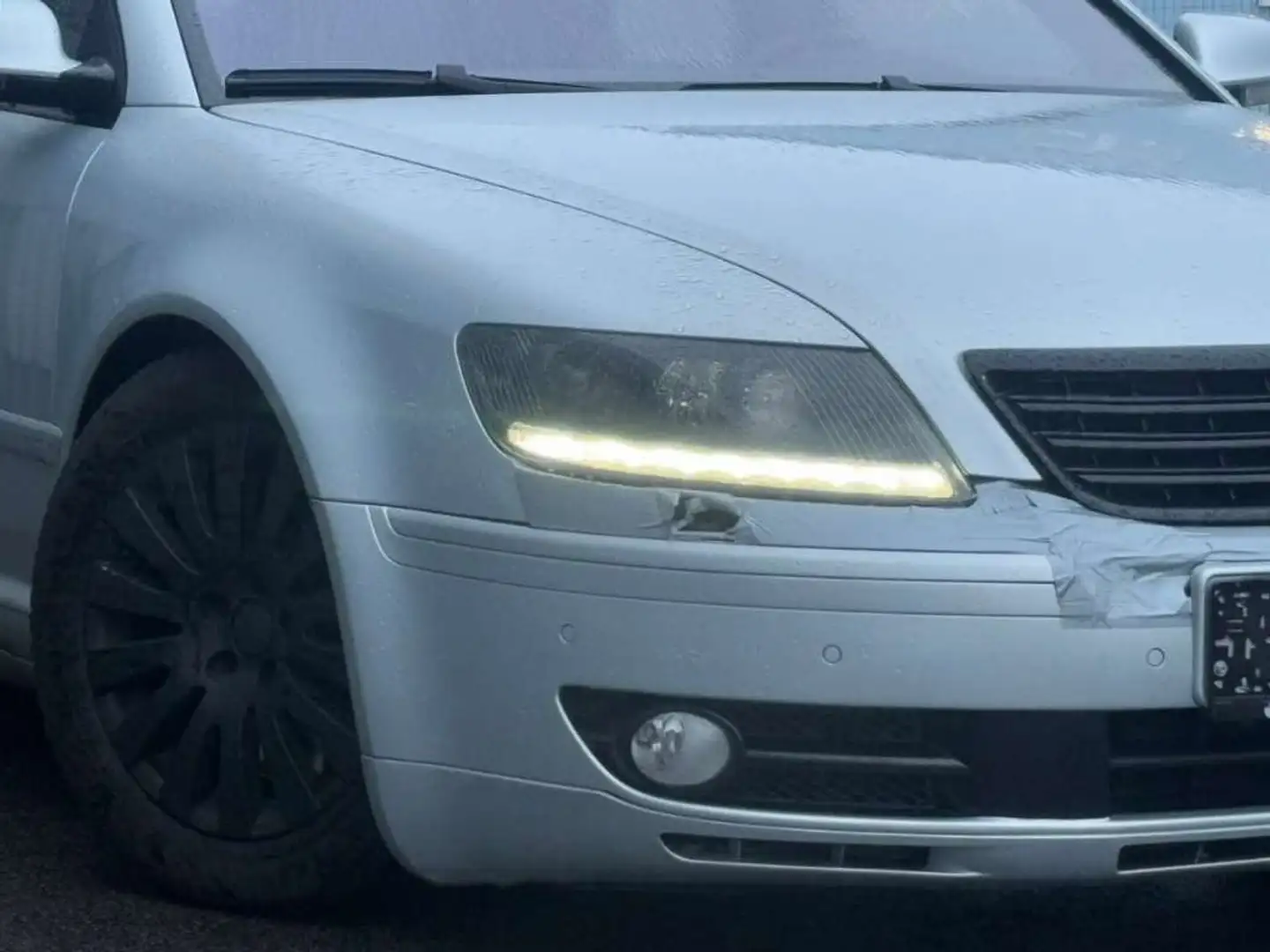 Volkswagen Phaeton Phaeton 3.0 TDI 4motion pickerl 1.26 Grijs - 2