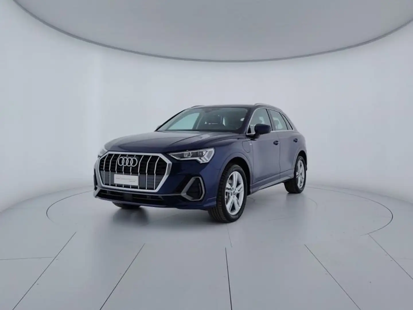 Audi Q3 45 TFSI e S tronic S line edition Blu/Azzurro - 1
