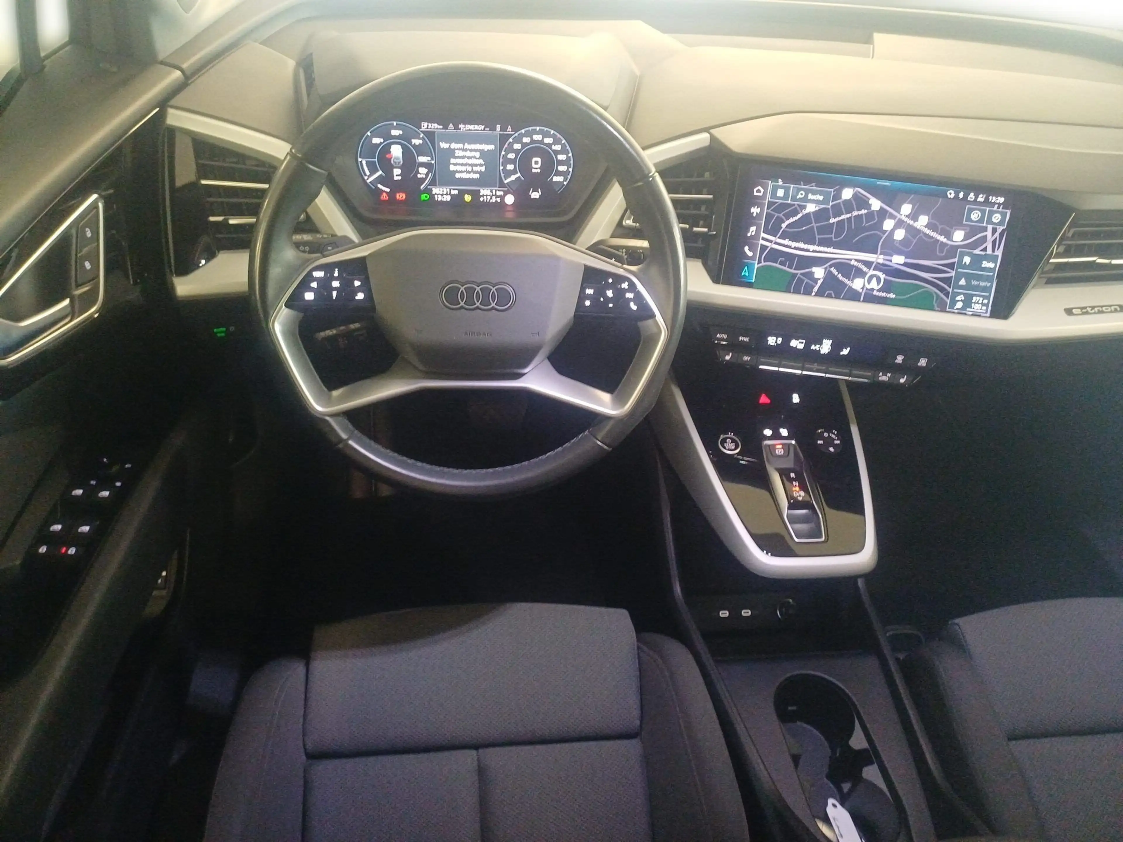 Audi Q4 e-tron *SHZ*19 ZOLL LM*KAMERA*AHK*LED*NAVI* — photo 12