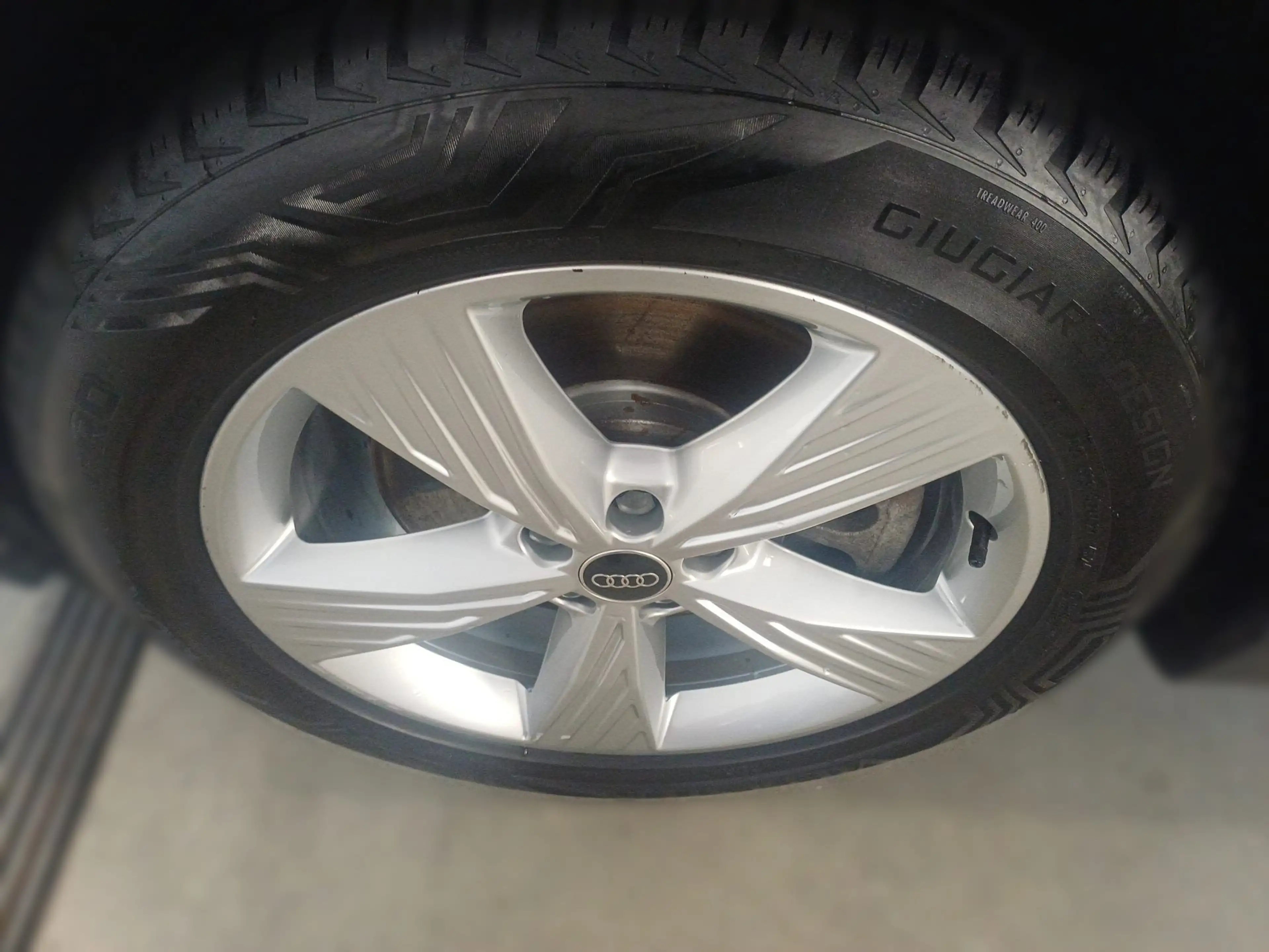 Audi Q4 e-tron *SHZ*19 ZOLL LM*KAMERA*AHK*LED*NAVI* — photo 6