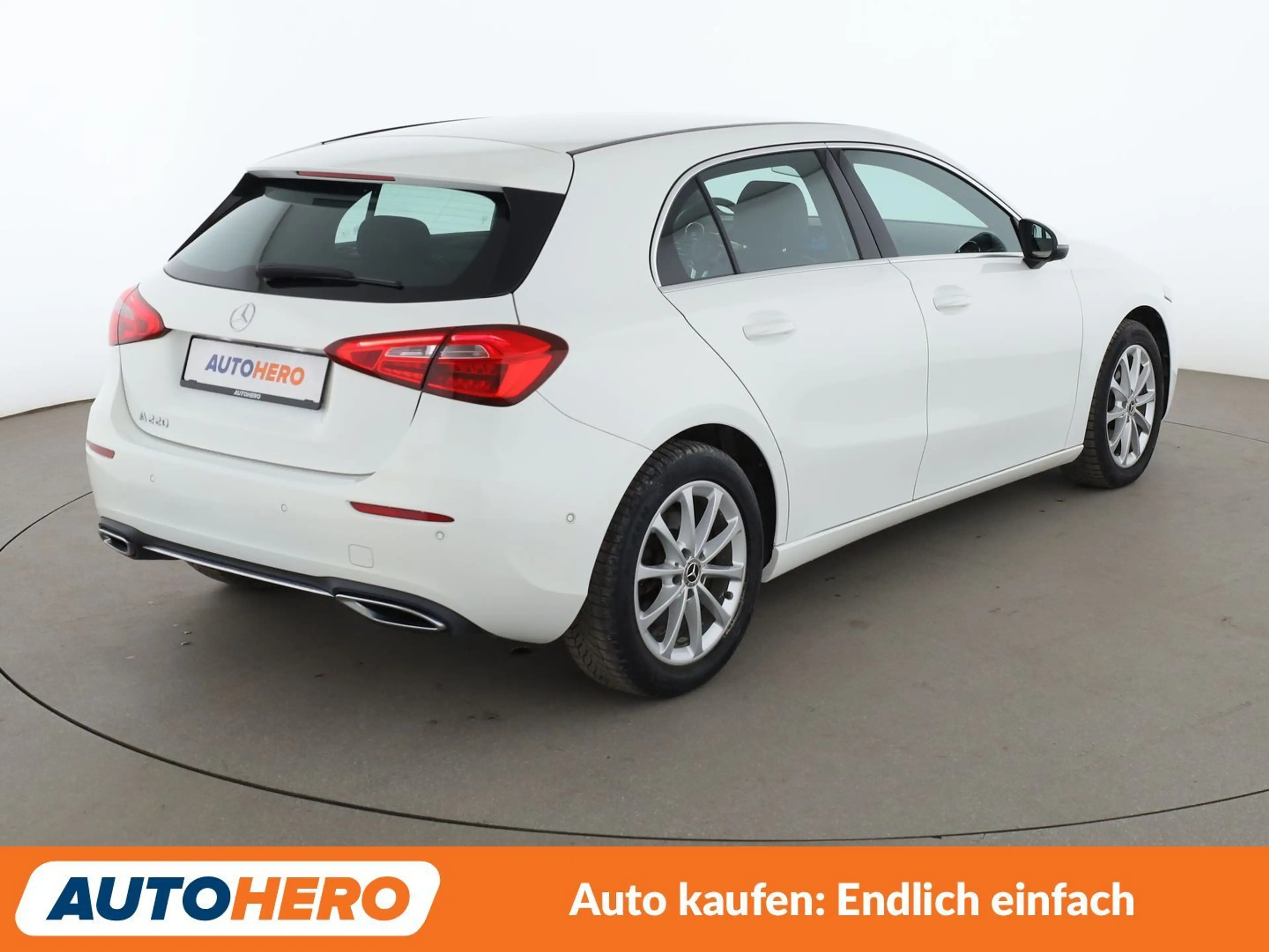 Mercedes-Benz A 220 A 220 Progressive Aut.*NAV*TEMPO*PLA*PDC*SHZ*BT* — photo 6