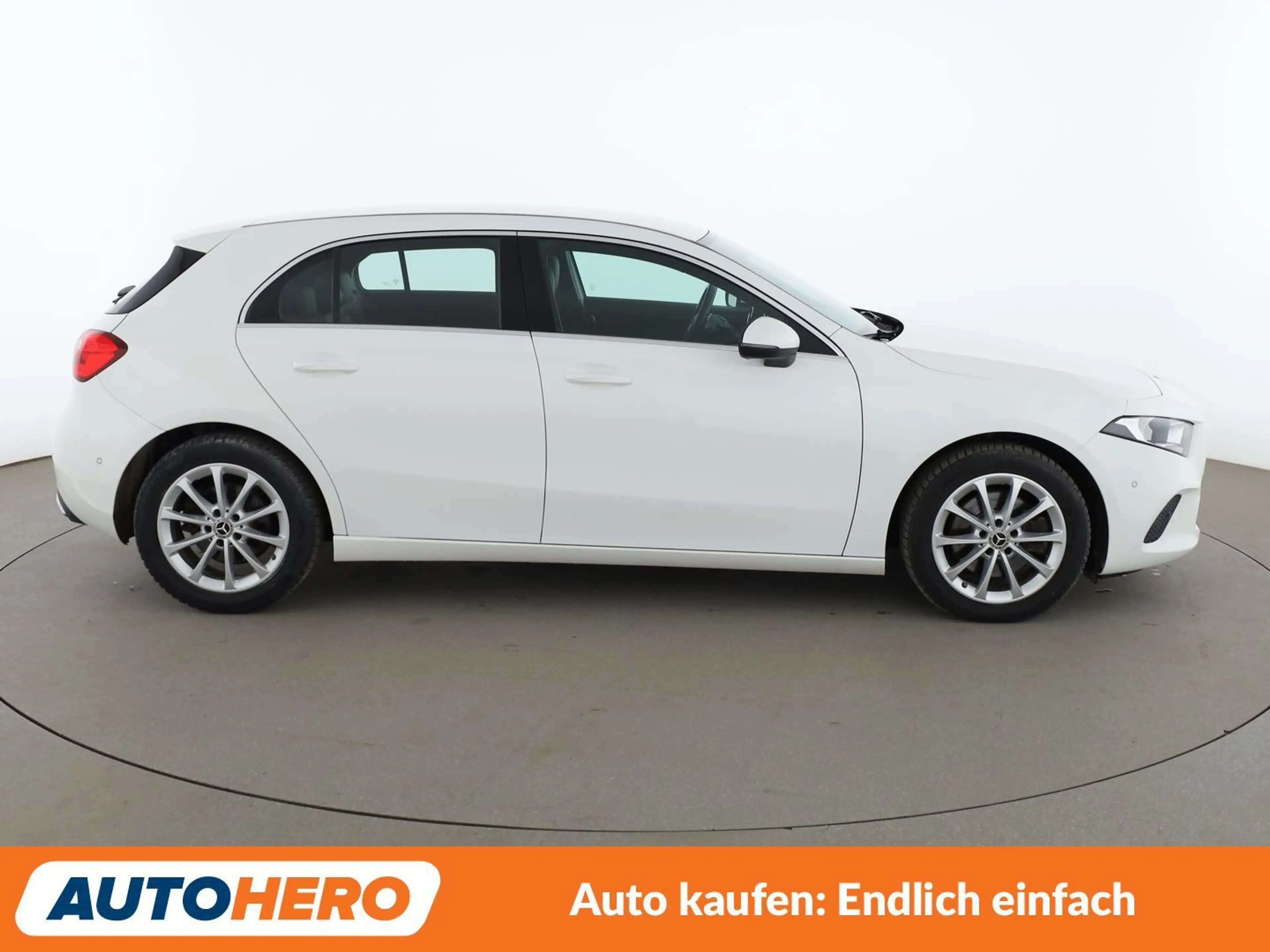 Mercedes-Benz A 220 A 220 Progressive Aut.*NAV*TEMPO*PLA*PDC*SHZ*BT* — photo 7