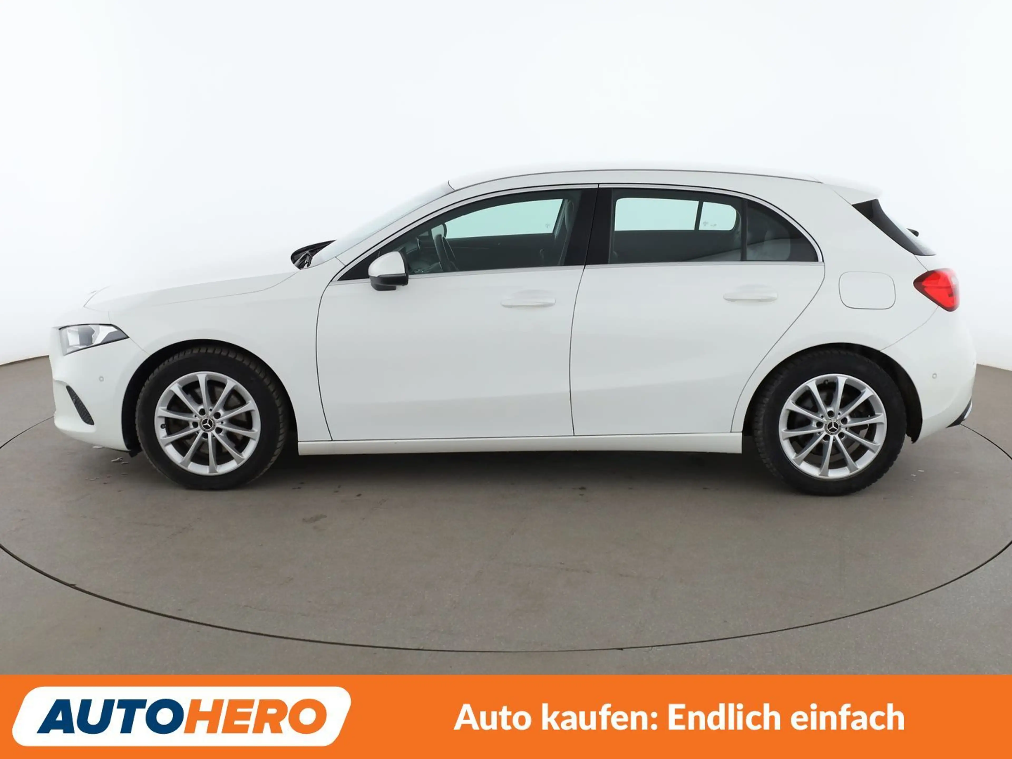 Mercedes-Benz A 220 A 220 Progressive Aut.*NAV*TEMPO*PLA*PDC*SHZ*BT* — photo 3