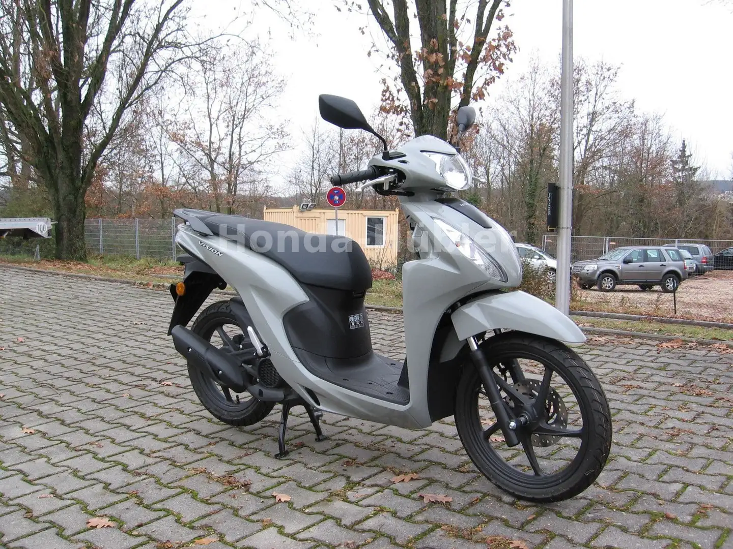 Honda NSC 110 Vision Gris - 1