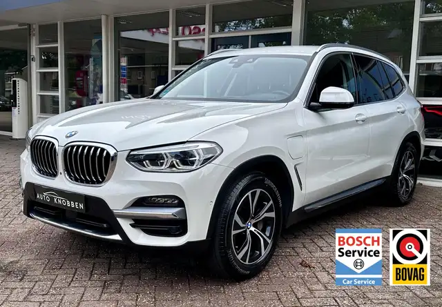 BMW X3 xDrive30e Luxury Line Led, 360 Camera, Head-Up, Le