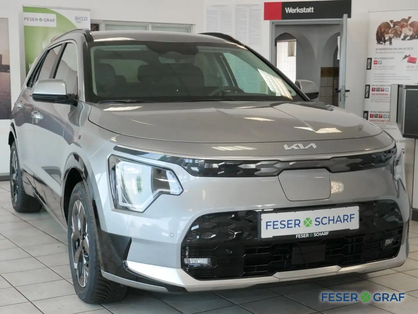 Kia e-Niro INS STD Grijs - 2