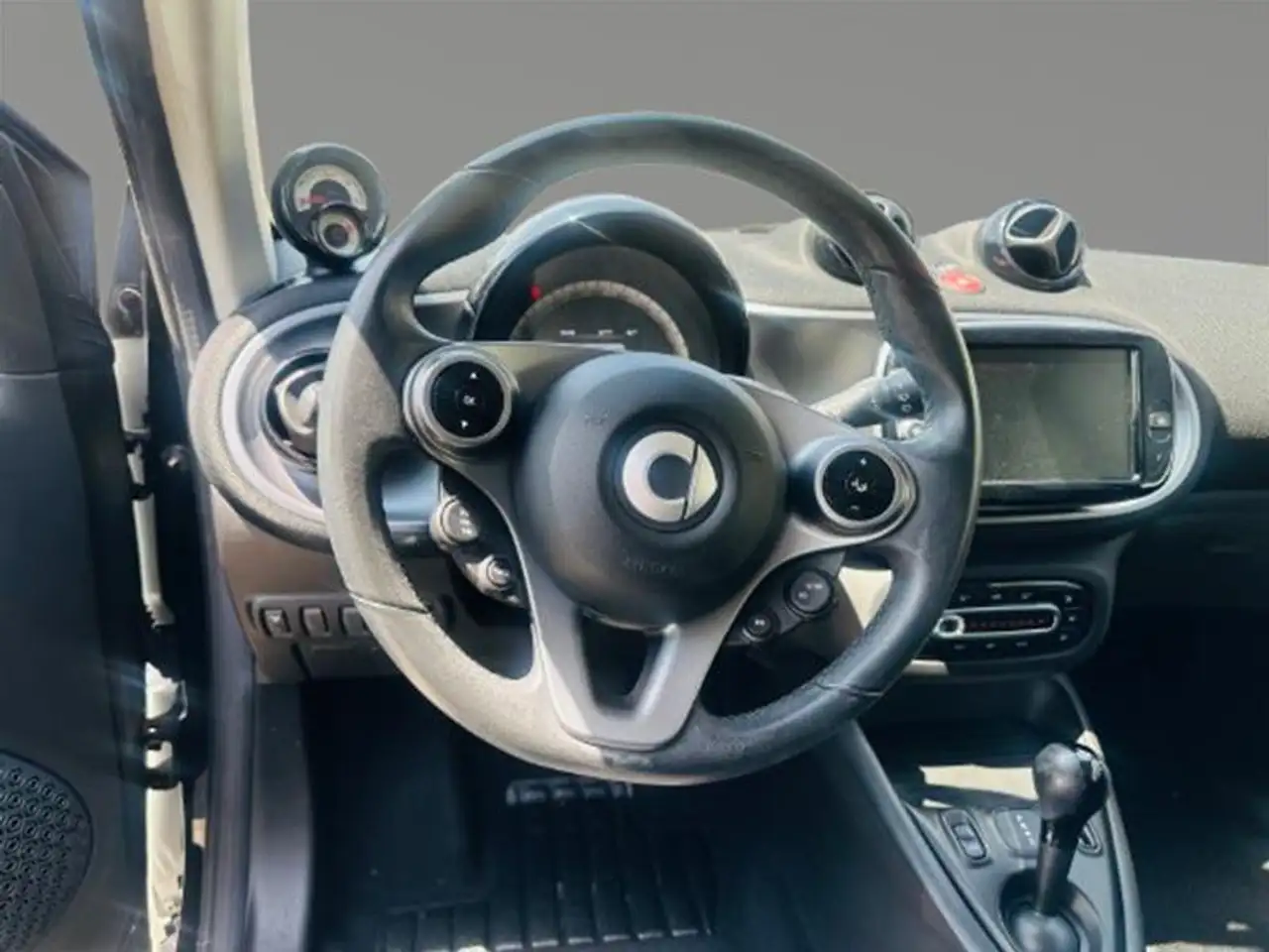 smart forTwo 2021 — фото 12