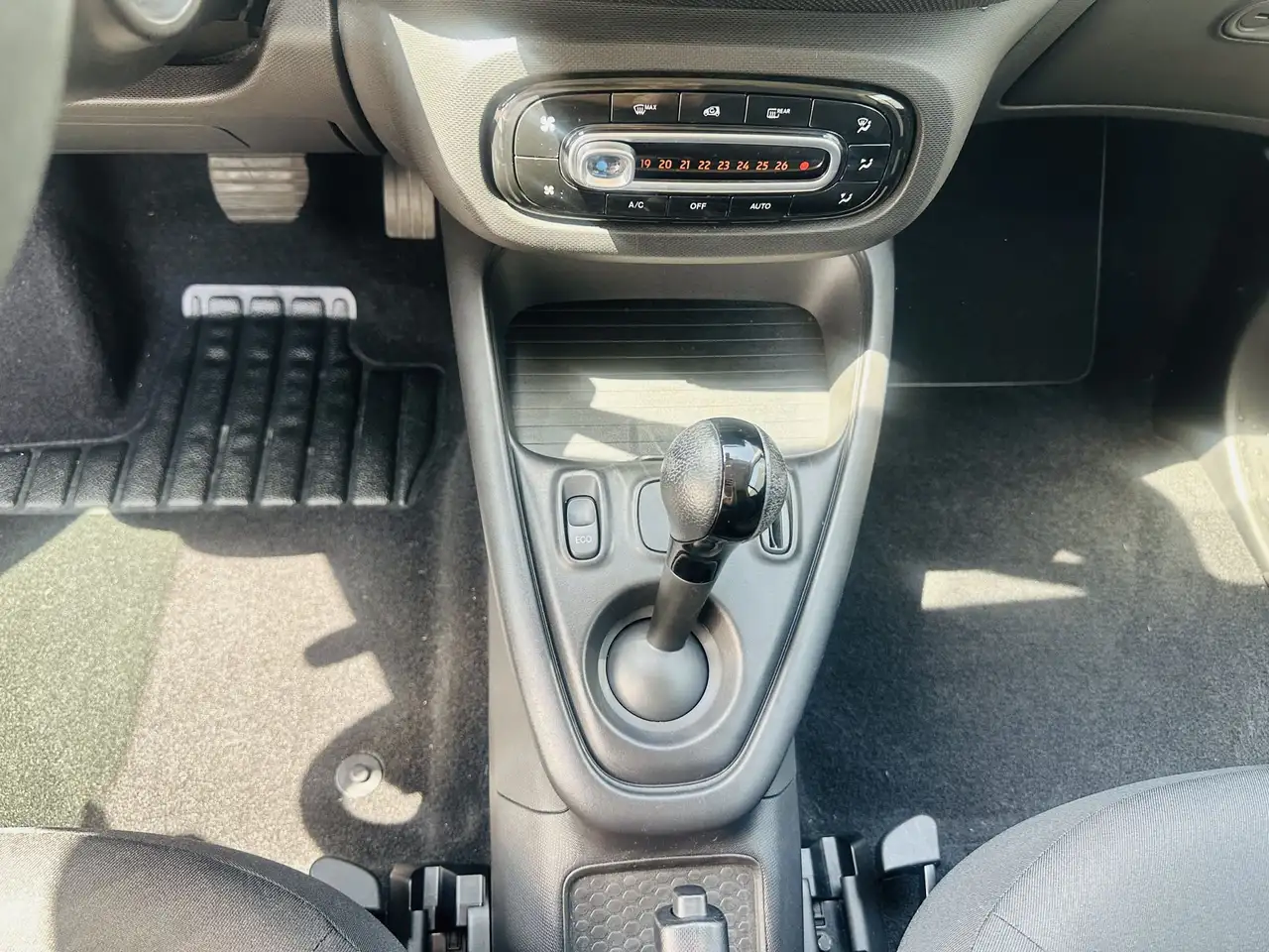 smart forTwo 2021 — фото 14