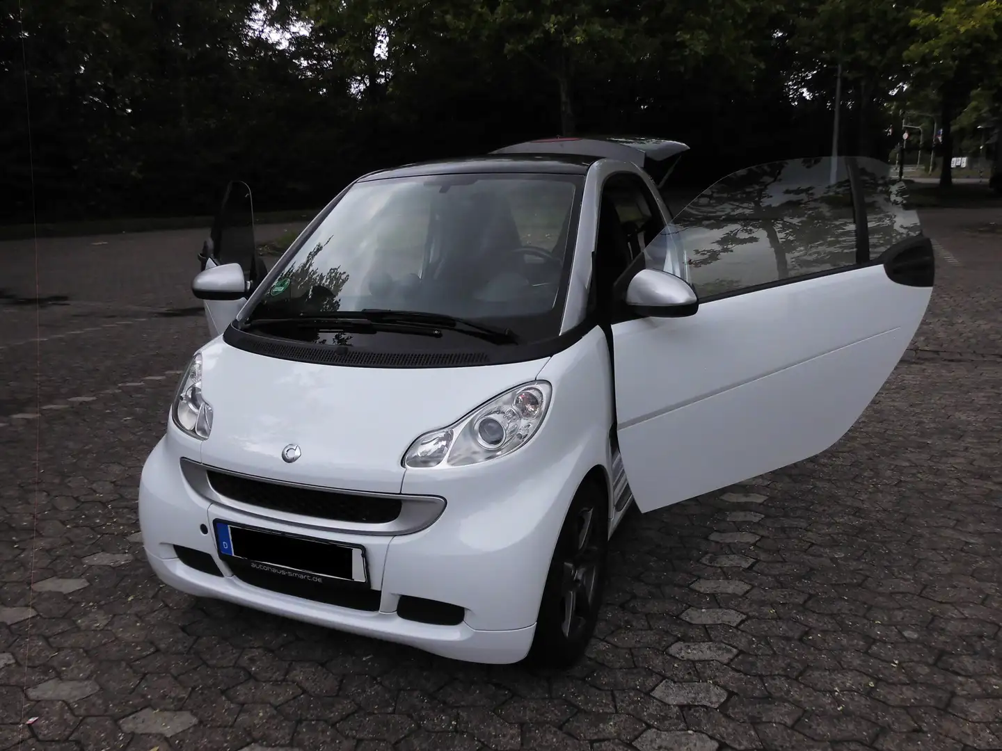 smart forTwo smart fortwo coupe softouch edition nightorange mi Weiß - 2