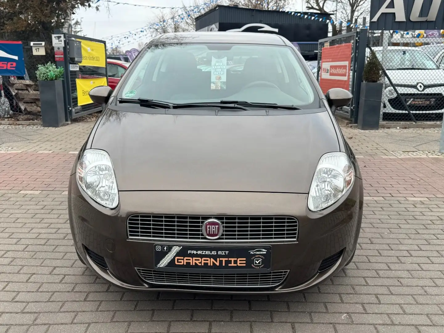 Fiat Grande Punto 1.2 8V Dynamic*Klima*Servo*2.HD* Braun - 2