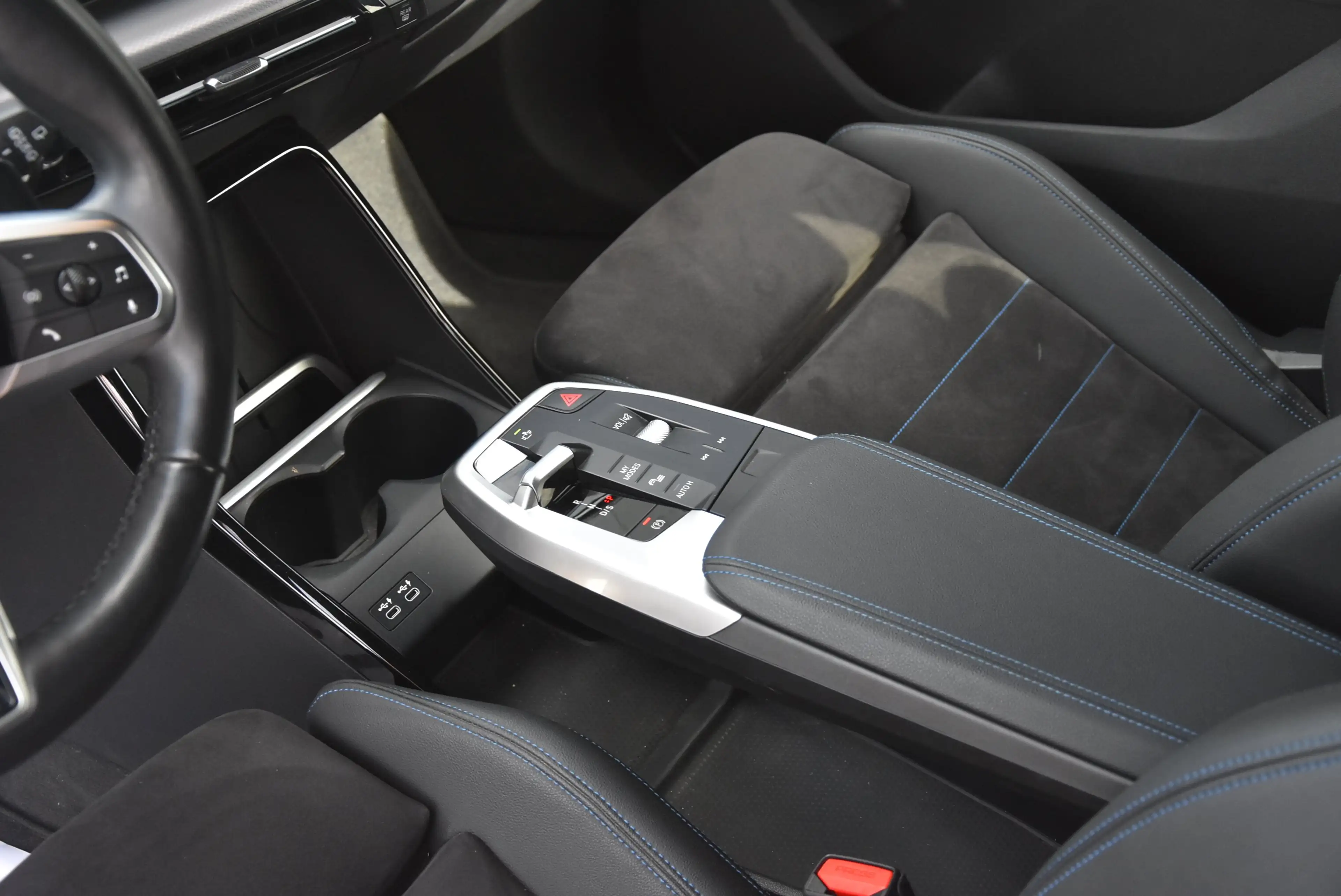 BMW 230 e xDrive Act.Tourer 327pk Plugin M-Sport/Cam/Led — photo 8