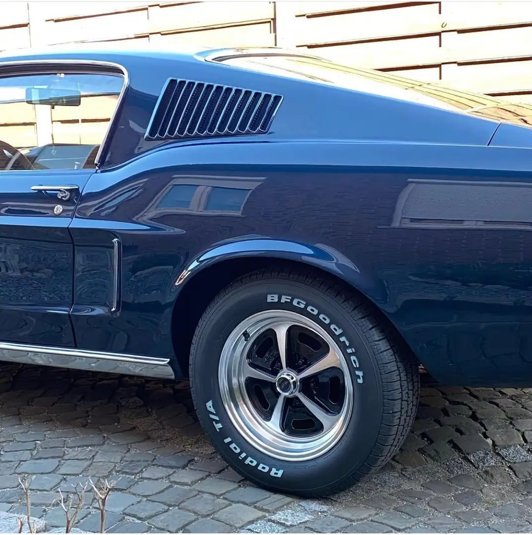 Ford Mustang Fastback Bleu - 2