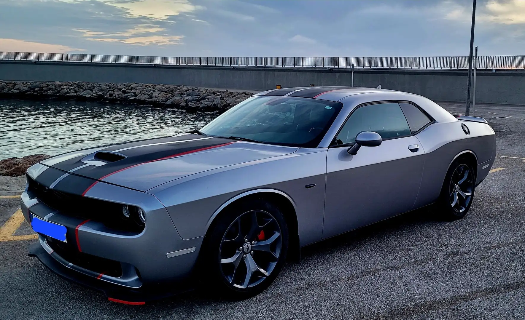Dodge Challenger SXT 3.6 V6 - 1