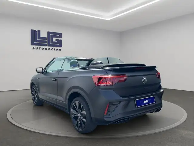 Volkswagen T-Roc view 5