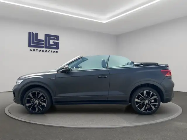 Volkswagen T-Roc view 7