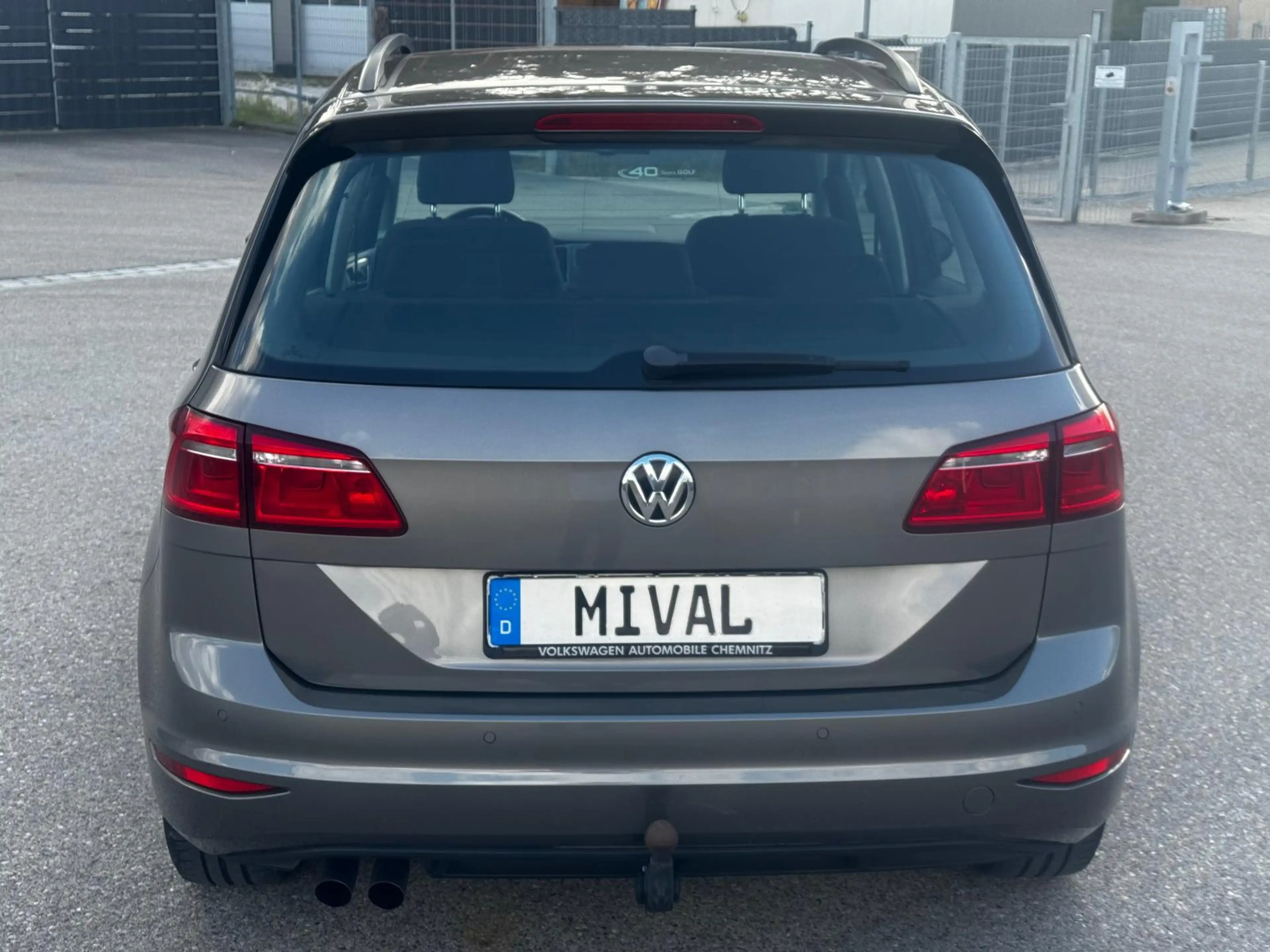 Volkswagen Golf Sportsvan 2.0 TDI — photo 6