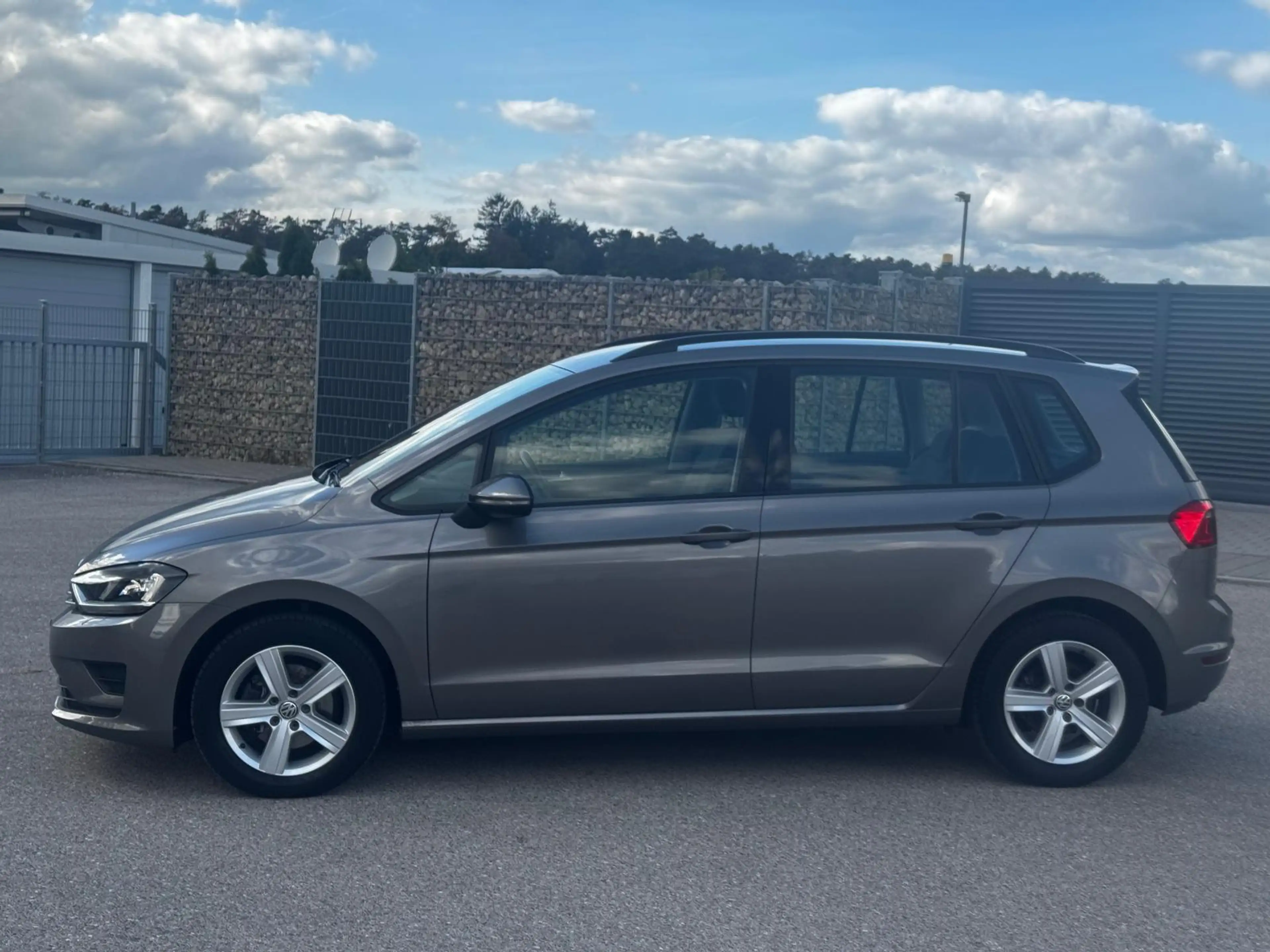 Volkswagen Golf Sportsvan 2.0 TDI — photo 4