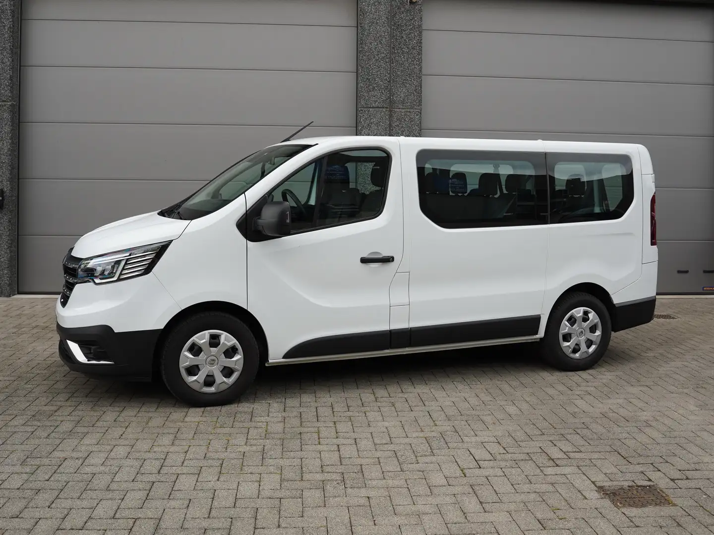 Renault Trafic 2.0 Blue dCi 9 places*Carplay*Caméra*DAB Wit - 2