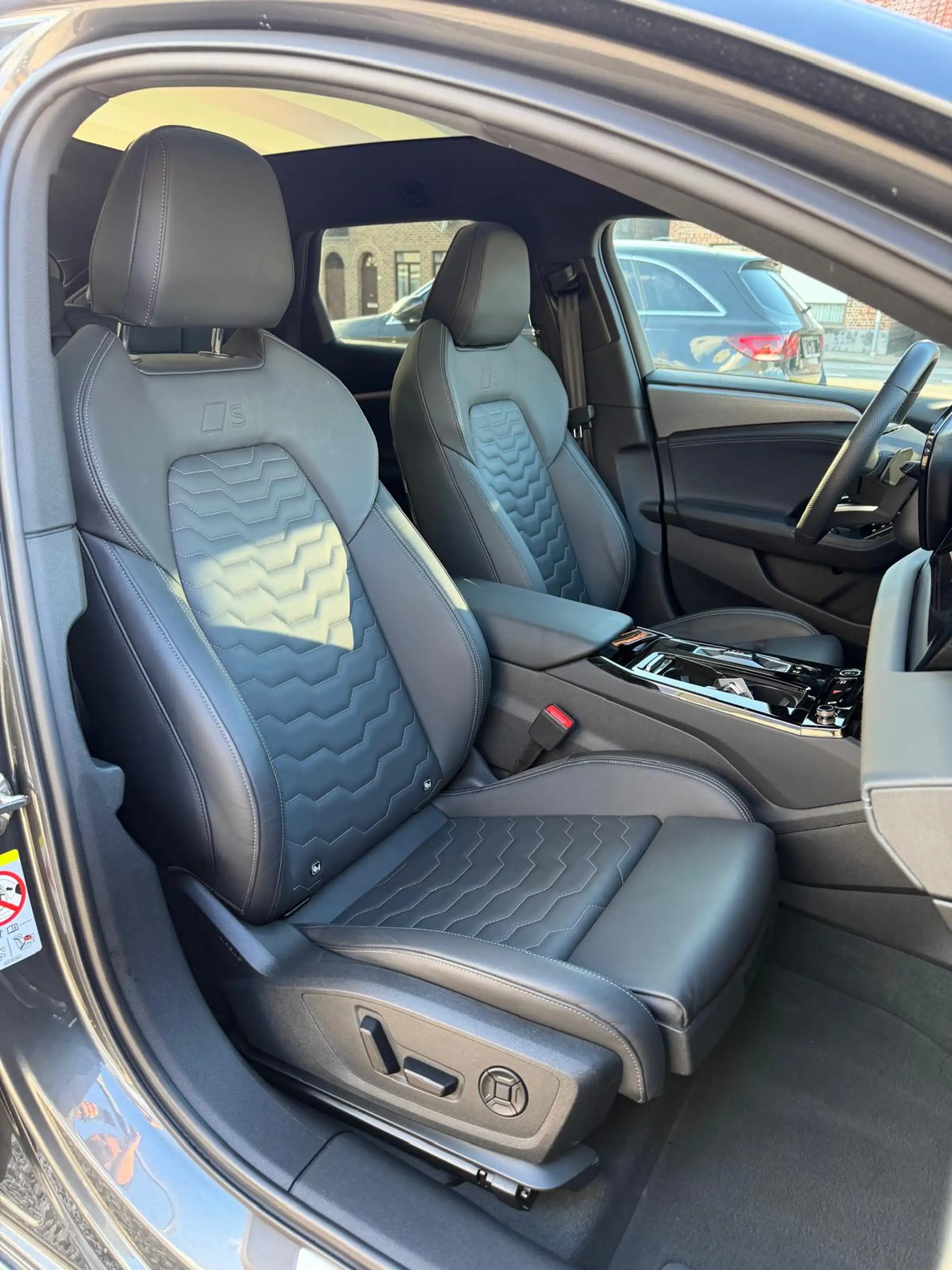 Audi A6 e-tron A6 Avant e-Tron 100 kWh Performance Corporate S*FULL-OPTION*PANODAK*B&O*LUCHTVERING*TREKHAAK* — photo 10