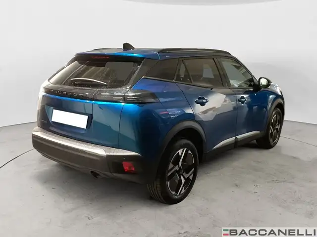 Peugeot 2008 view 4