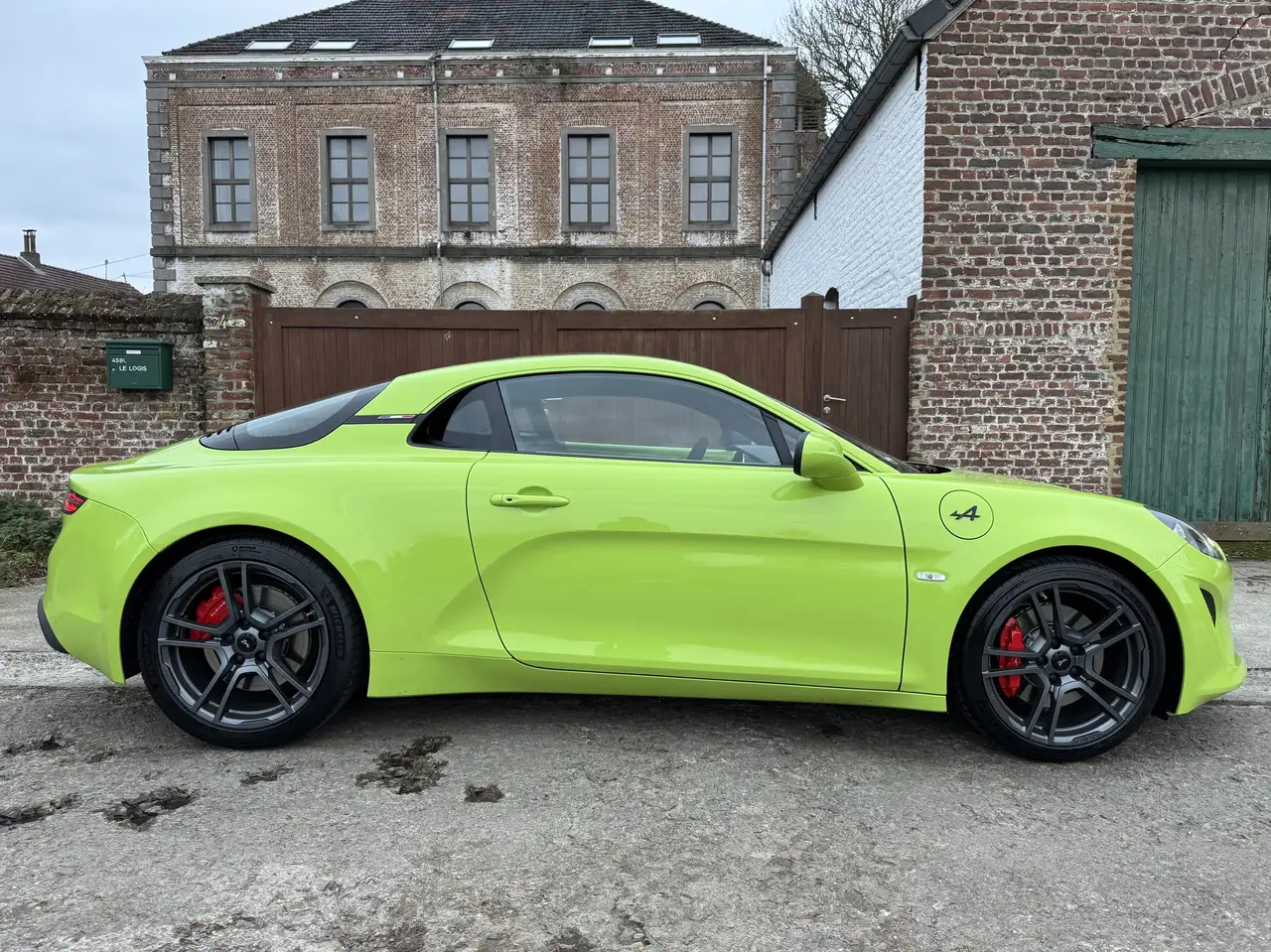Alpine A110 2025