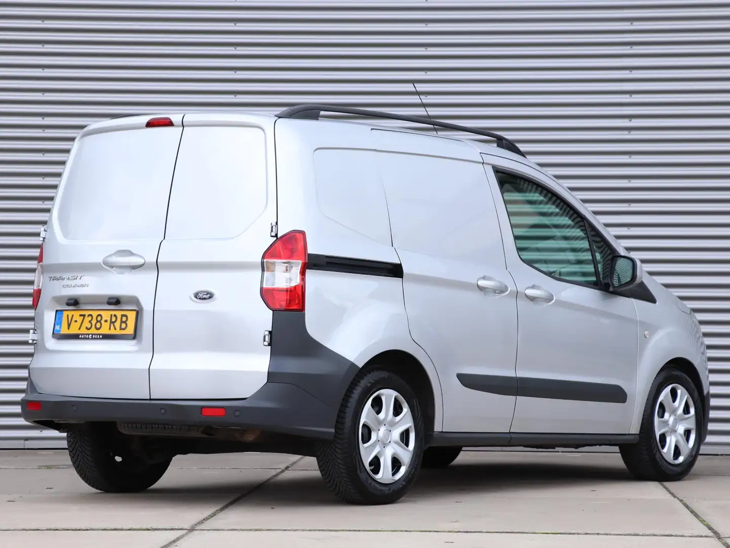 Ford Transit Courier 1.5 TDCI Trend *1e Eigenaar*Navigatie*Airco*Cruise Gris - 2