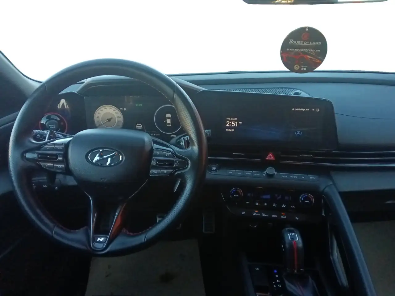 Hyundai ELANTRA снимка Hyundai ELANTRA