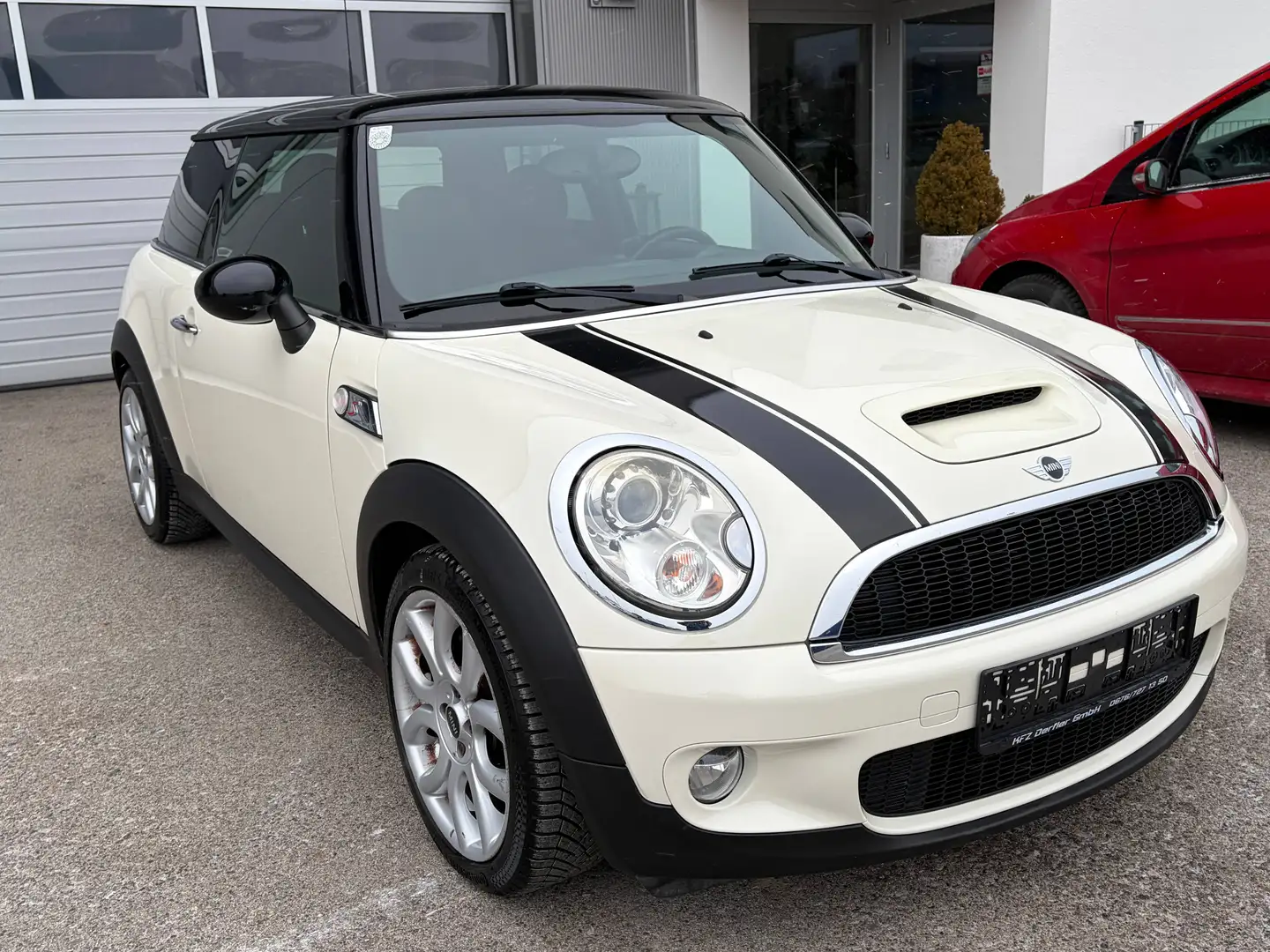 MINI Cooper S MINI COOPER S Austrian Chili Austrian Chili Weiß - 1