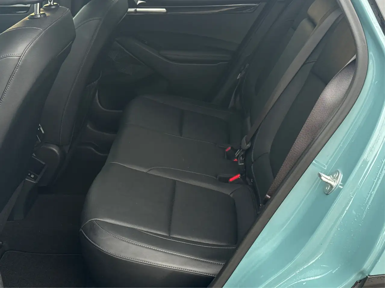Kia Seltos снимка Kia Seltos