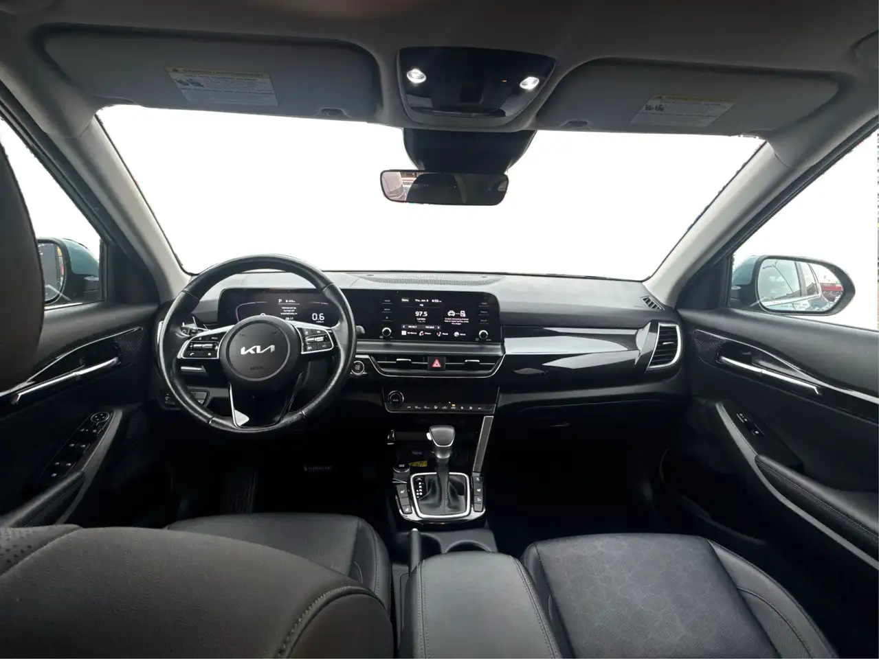 Kia Seltos снимка Kia Seltos