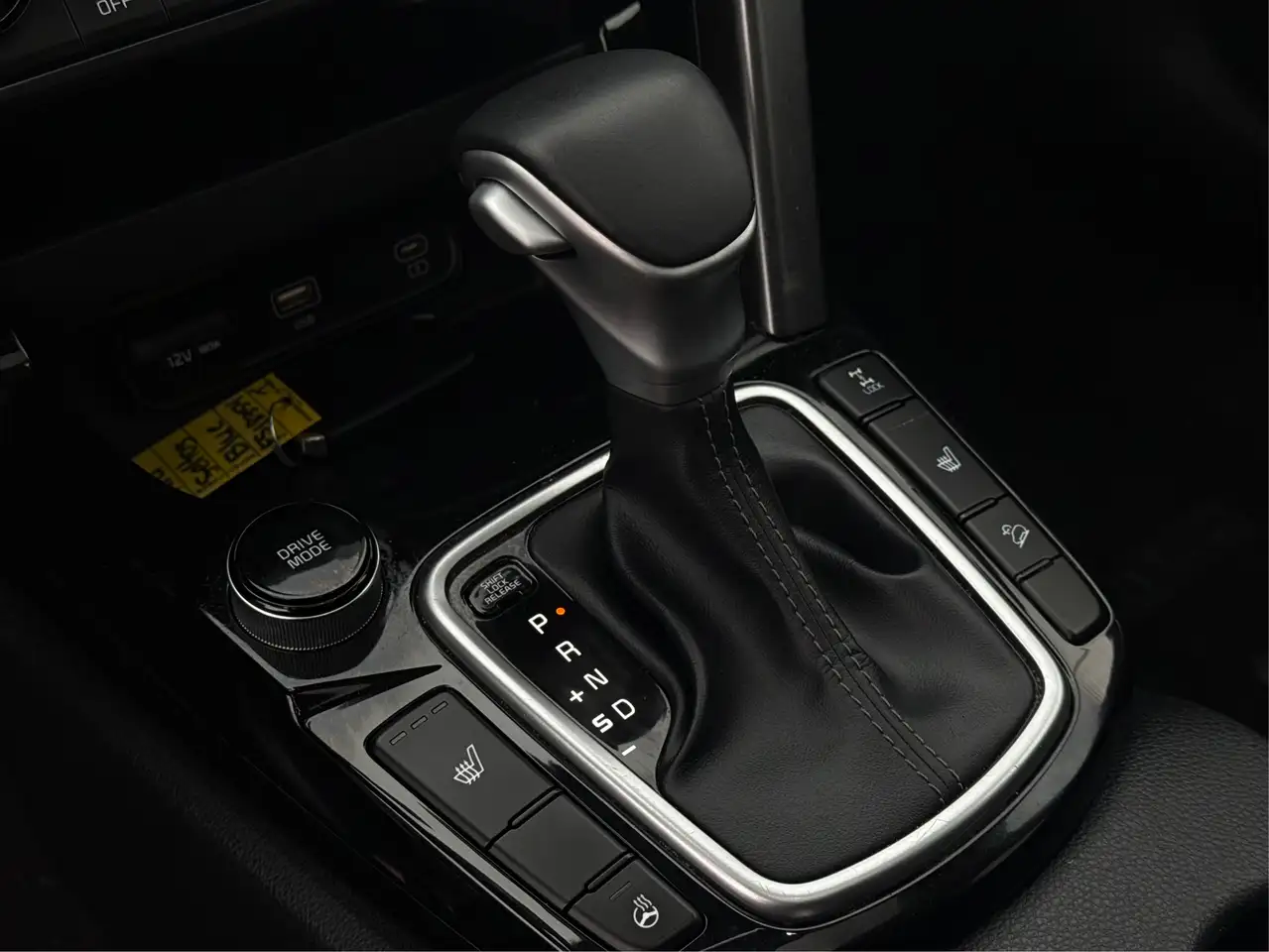 Kia Seltos снимка Kia Seltos