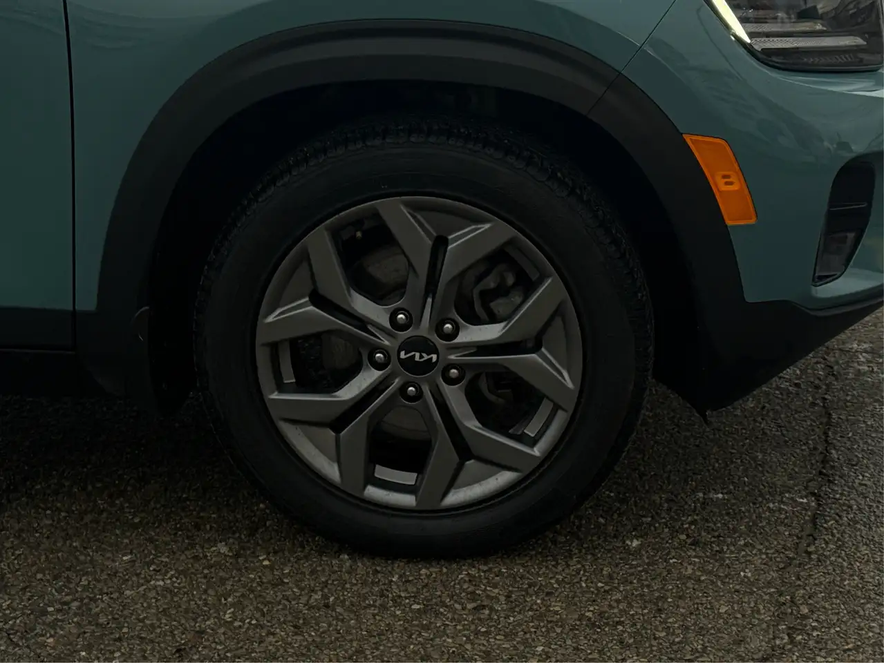 Kia Seltos снимка Kia Seltos