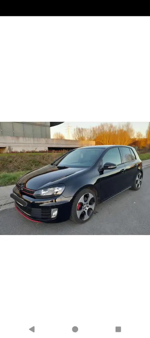 Volkswagen Golf GTI 2.0 TSI DSG - 1