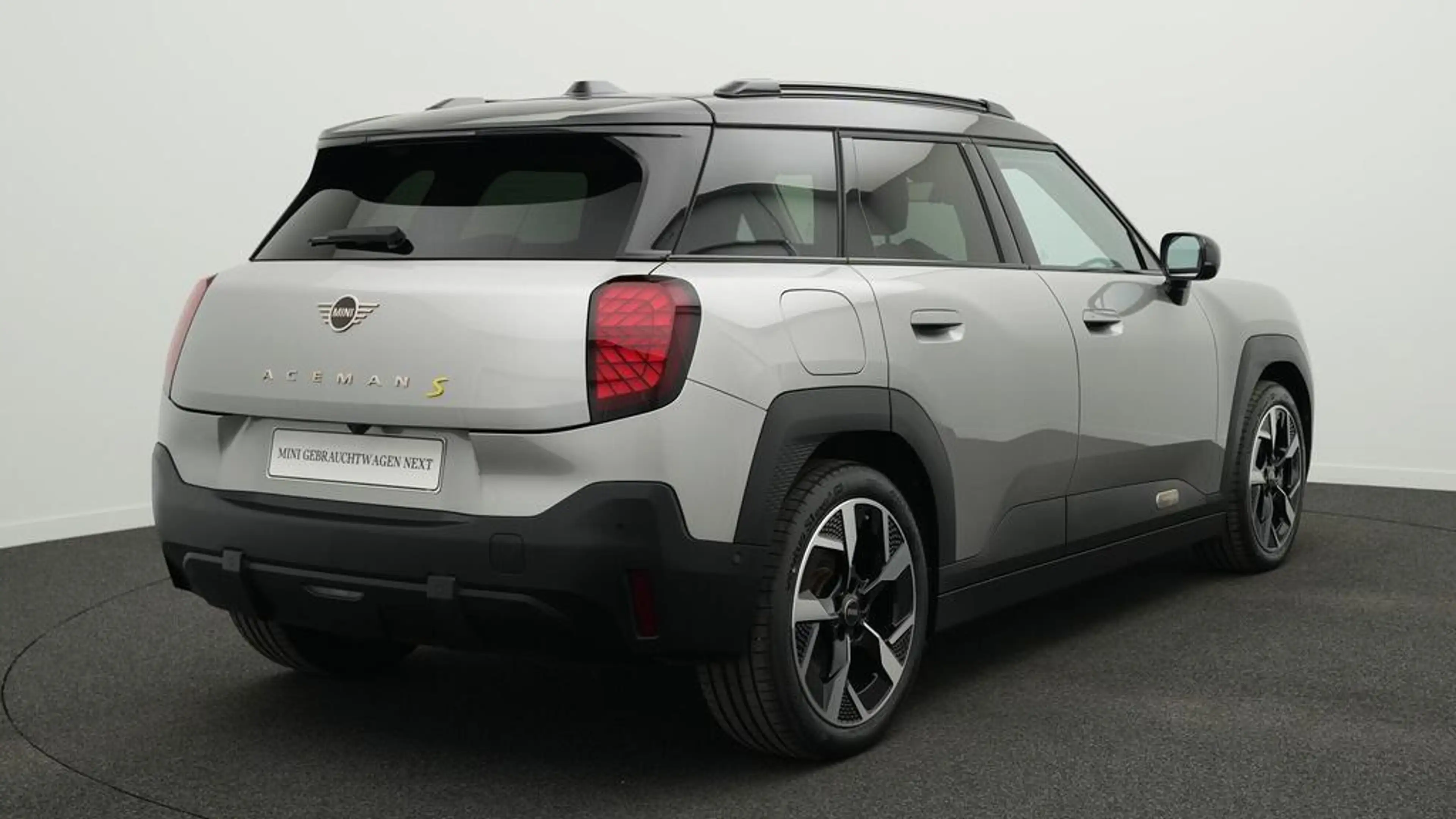 MINI Aceman Classic Trim — photo 7