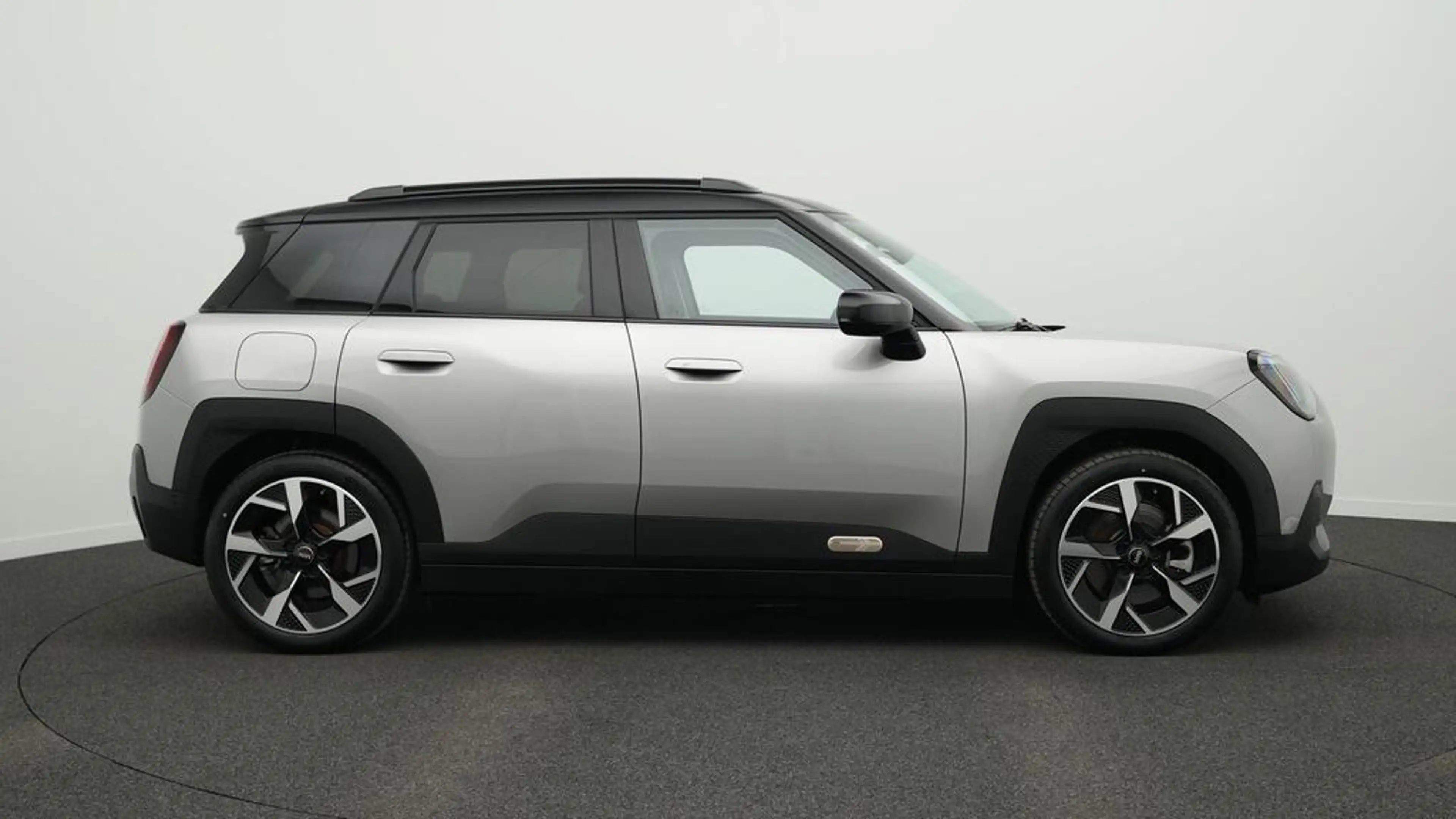 MINI Aceman Classic Trim — photo 2