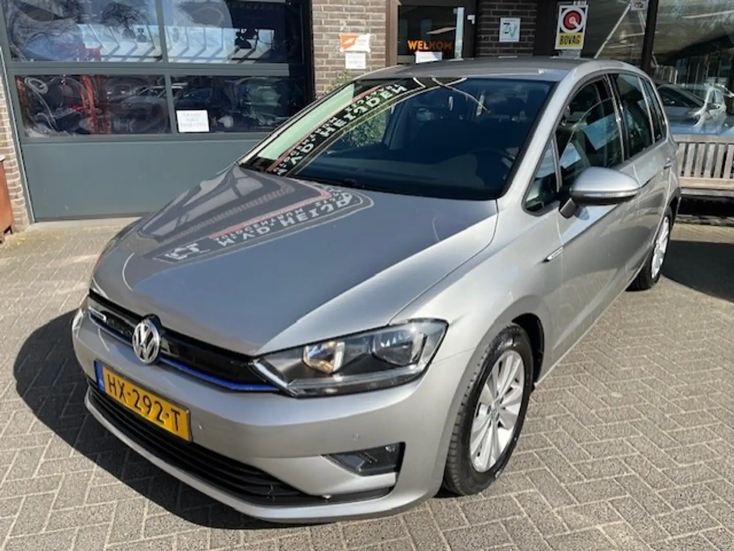 Volkswagen Golf Sportsvan 1.0 TSI Comfortline Šedá - 1