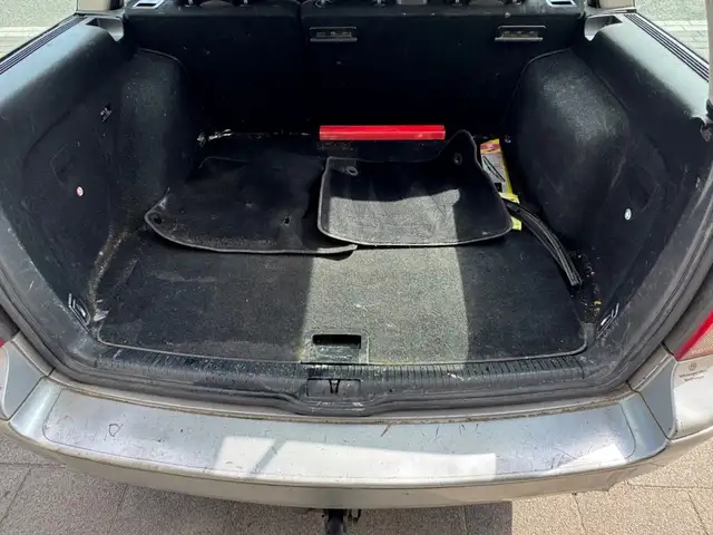 Volkswagen Golf view 15