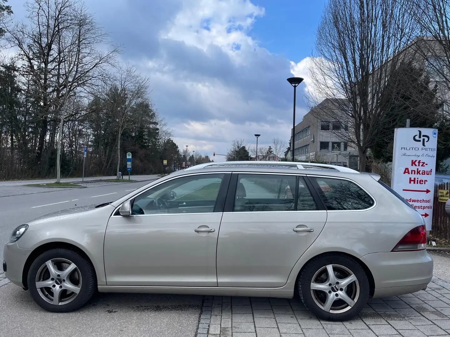 Volkswagen Golf VI Variant Highline Beige - 2