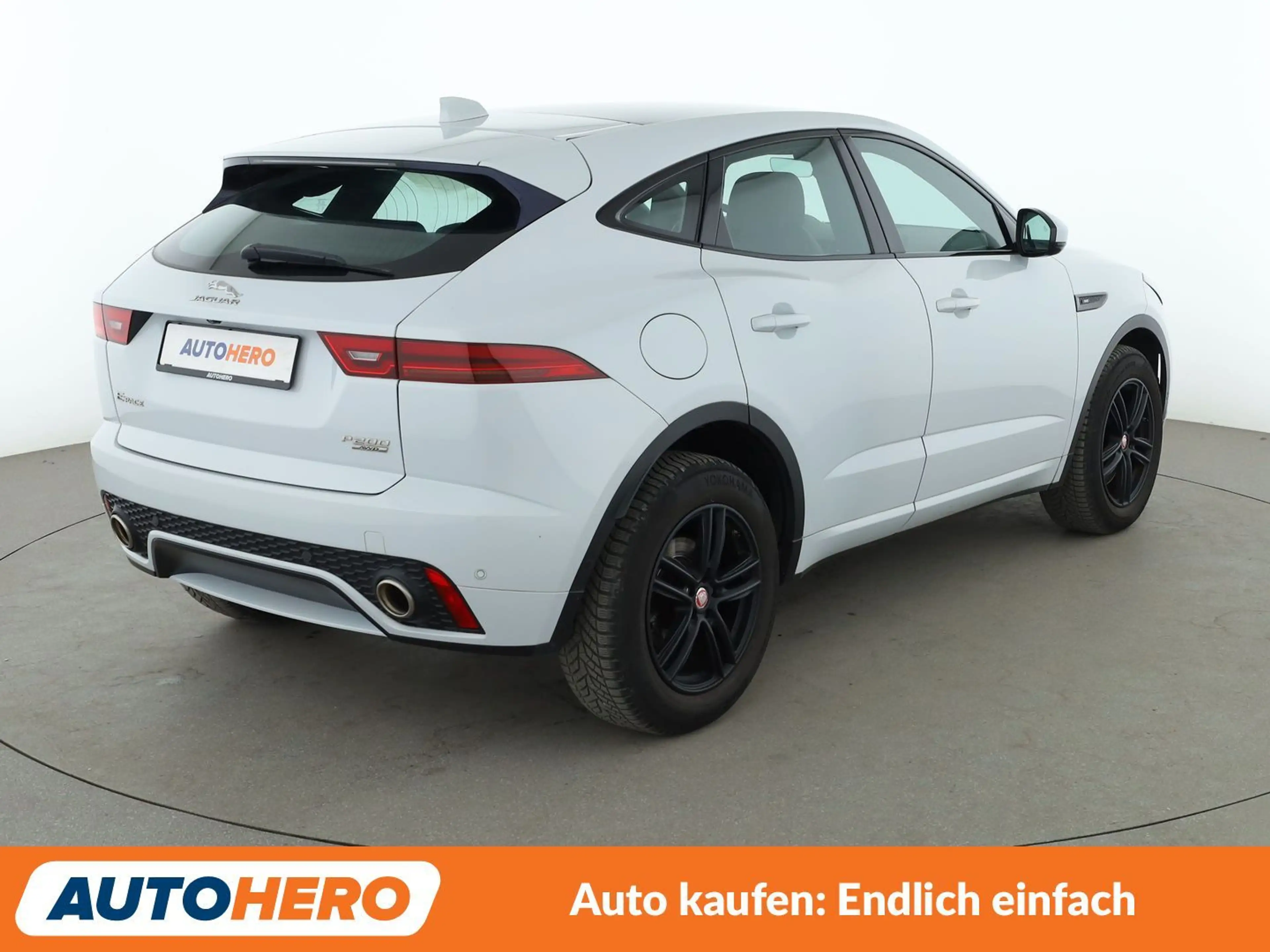 Jaguar E-Pace P200 R-Dynamic SE AWD Aut.*NAVI*LED*ACC*PDC*SHZ* — photo 6
