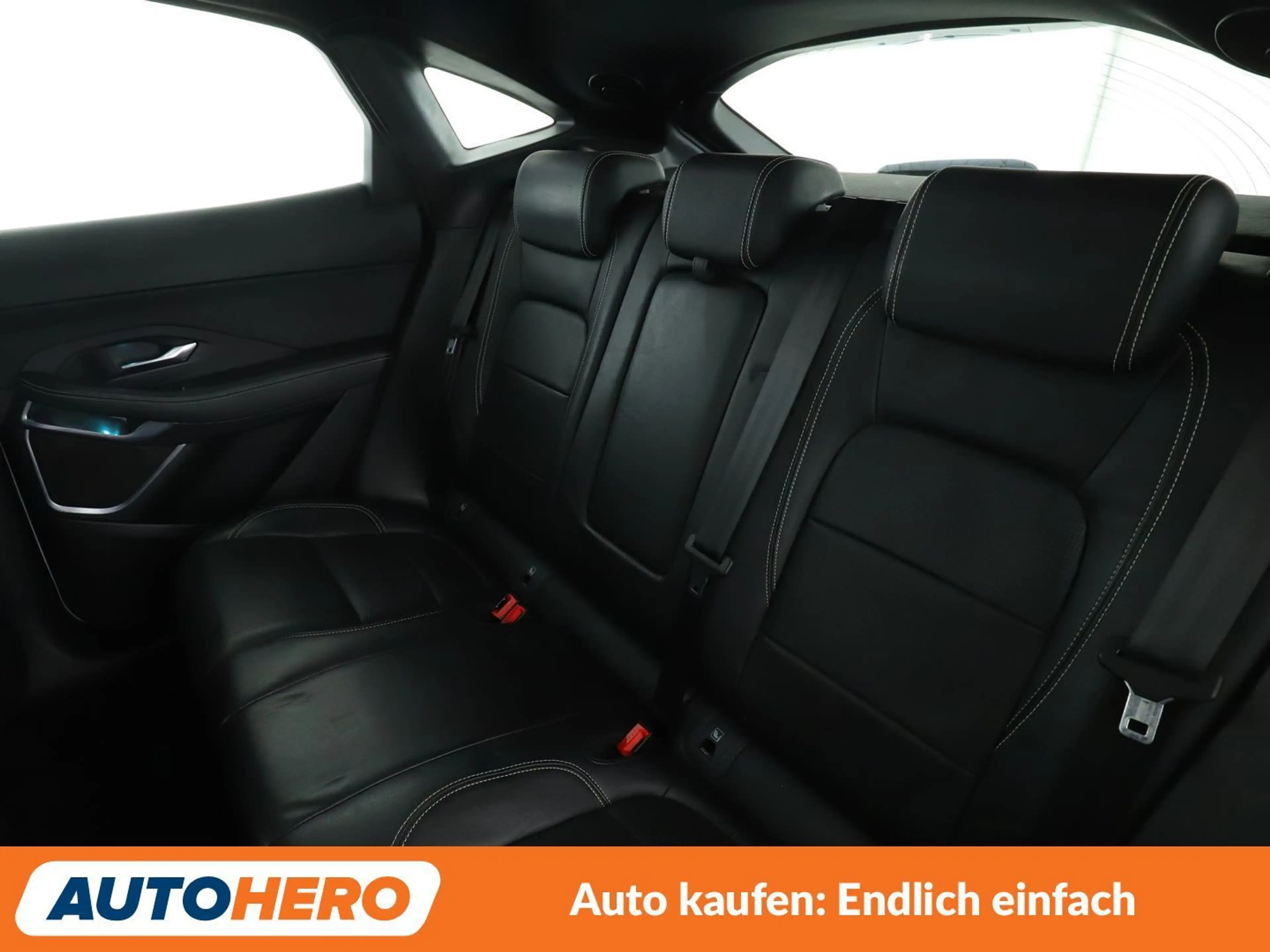Jaguar E-Pace P200 R-Dynamic SE AWD Aut.*NAVI*LED*ACC*PDC*SHZ* — photo 14
