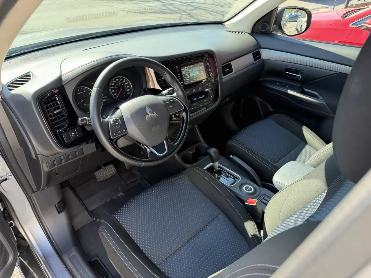 Mitsubishi Outlander fotografie Mitsubishi Outlander