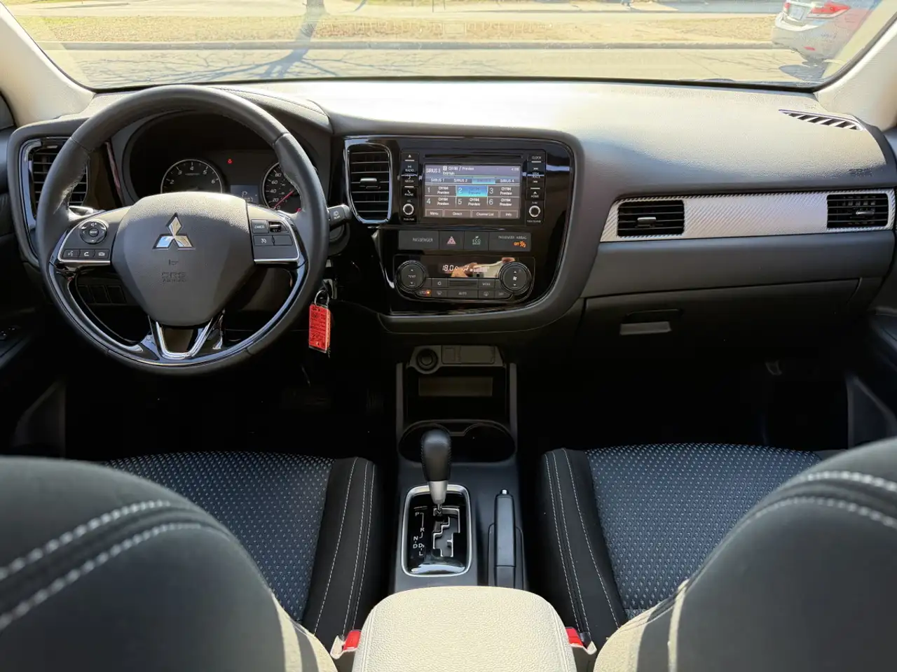 Mitsubishi Outlander fotografie Mitsubishi Outlander