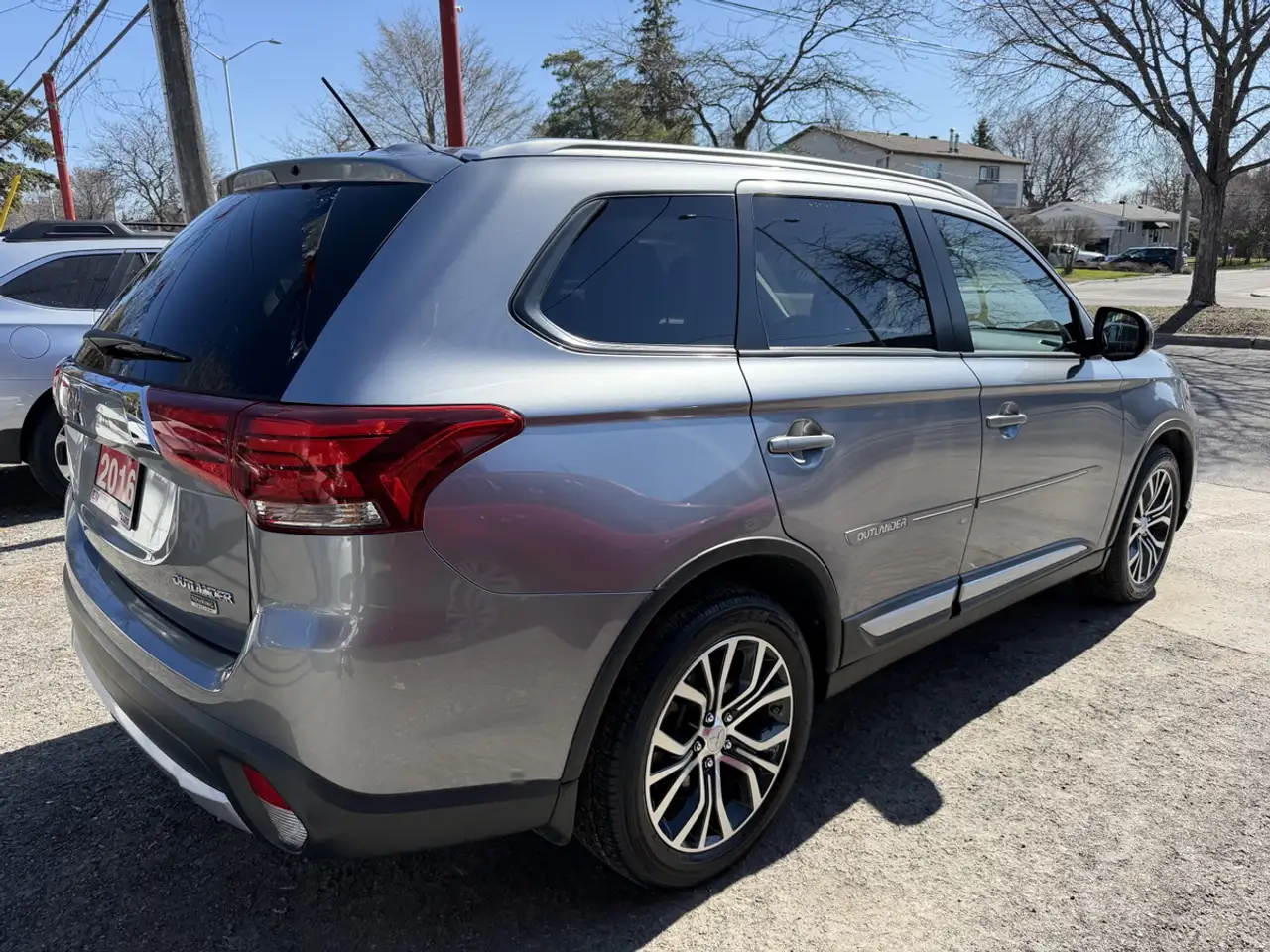 Mitsubishi Outlander fotografie Mitsubishi Outlander