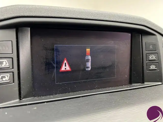 Citroen C6 view 21