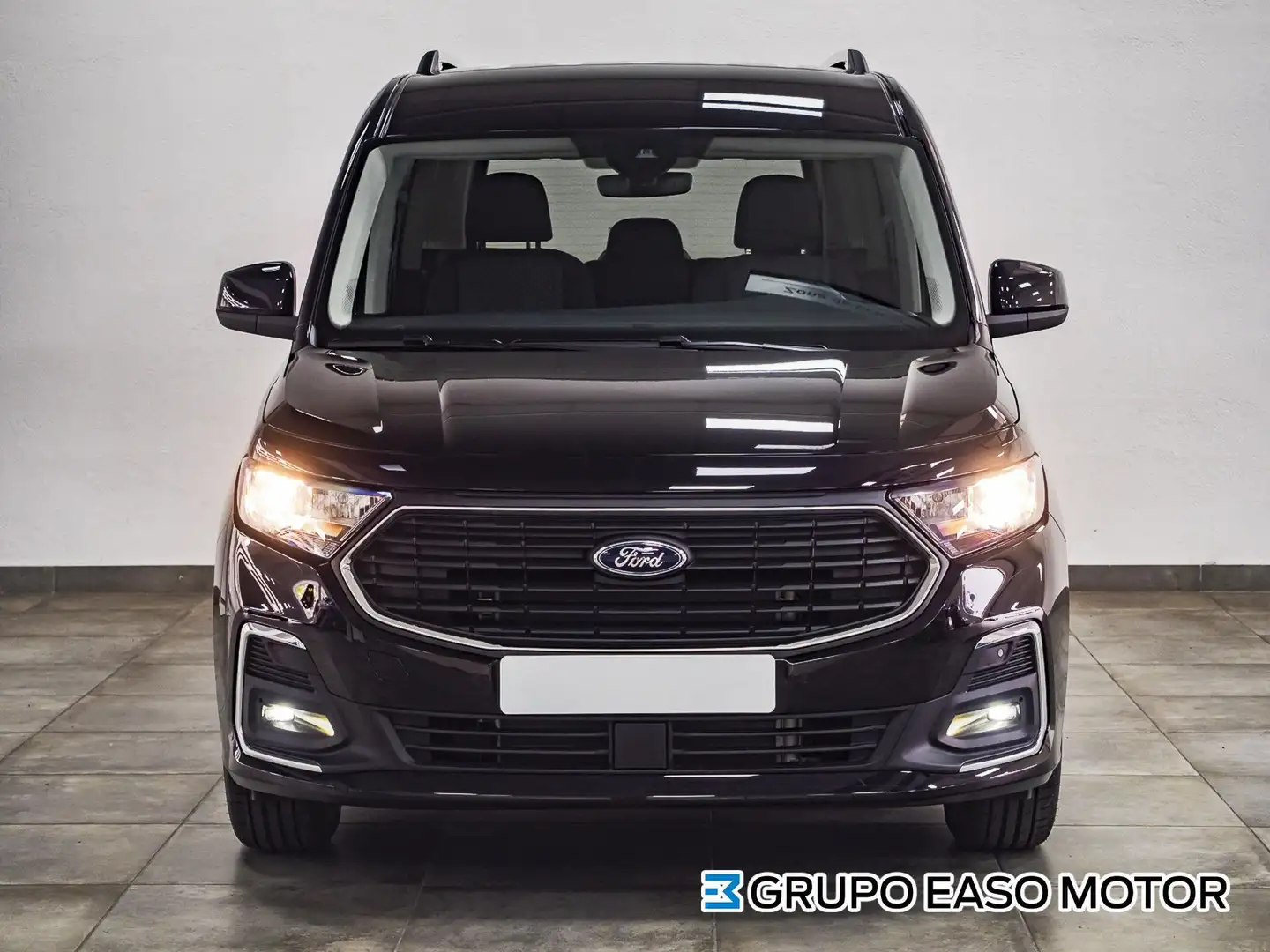 Ford Tourneo Connect 2.0 Ecoblue SWB L1 Titanium 122 Aut. Negro - 2